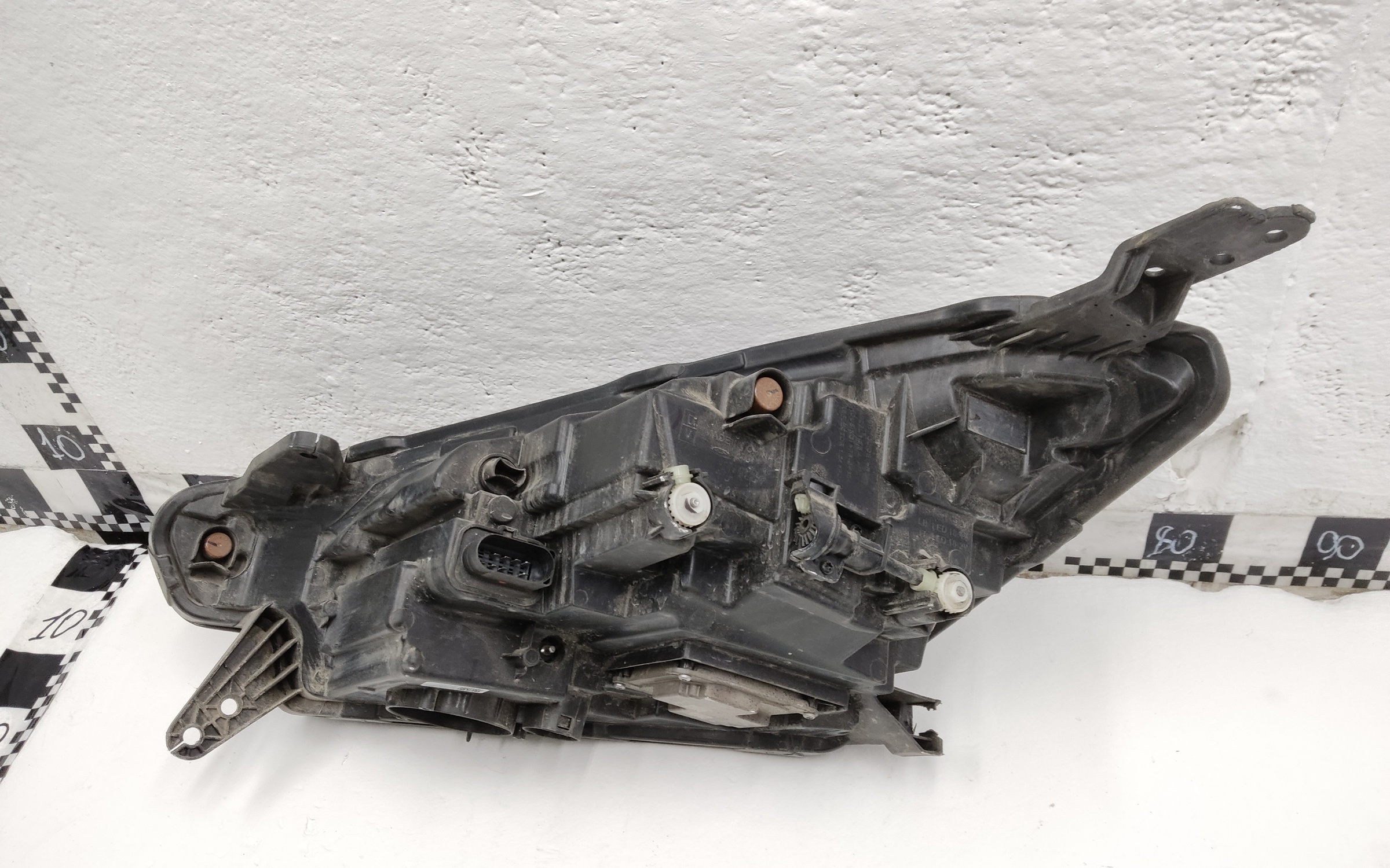 Фара передняя правая Chery Tiggo 7 Pro LED