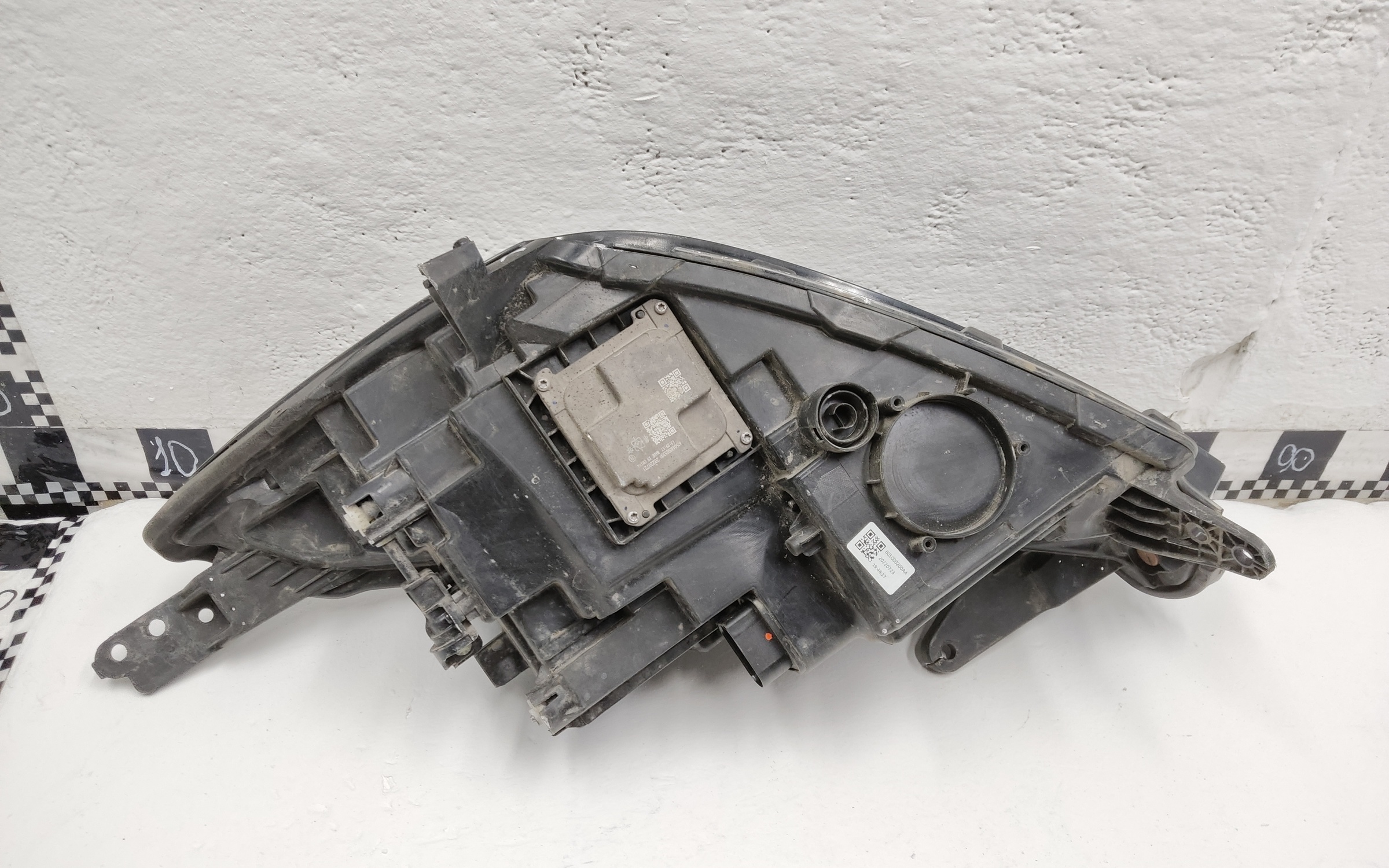 Фара передняя правая Chery Tiggo 7 Pro LED