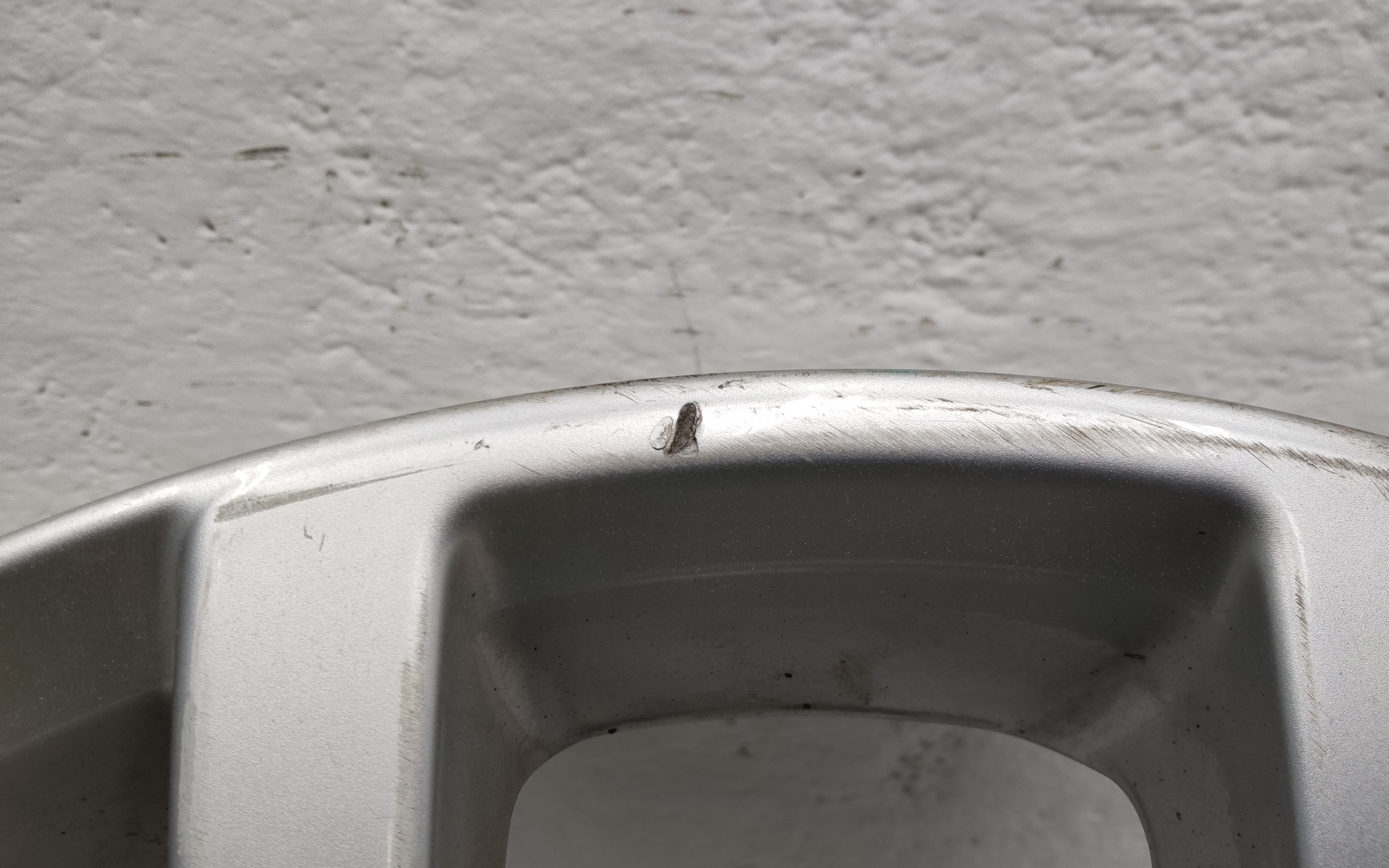 Диск колеса литой Volvo V40 Cross Country R17