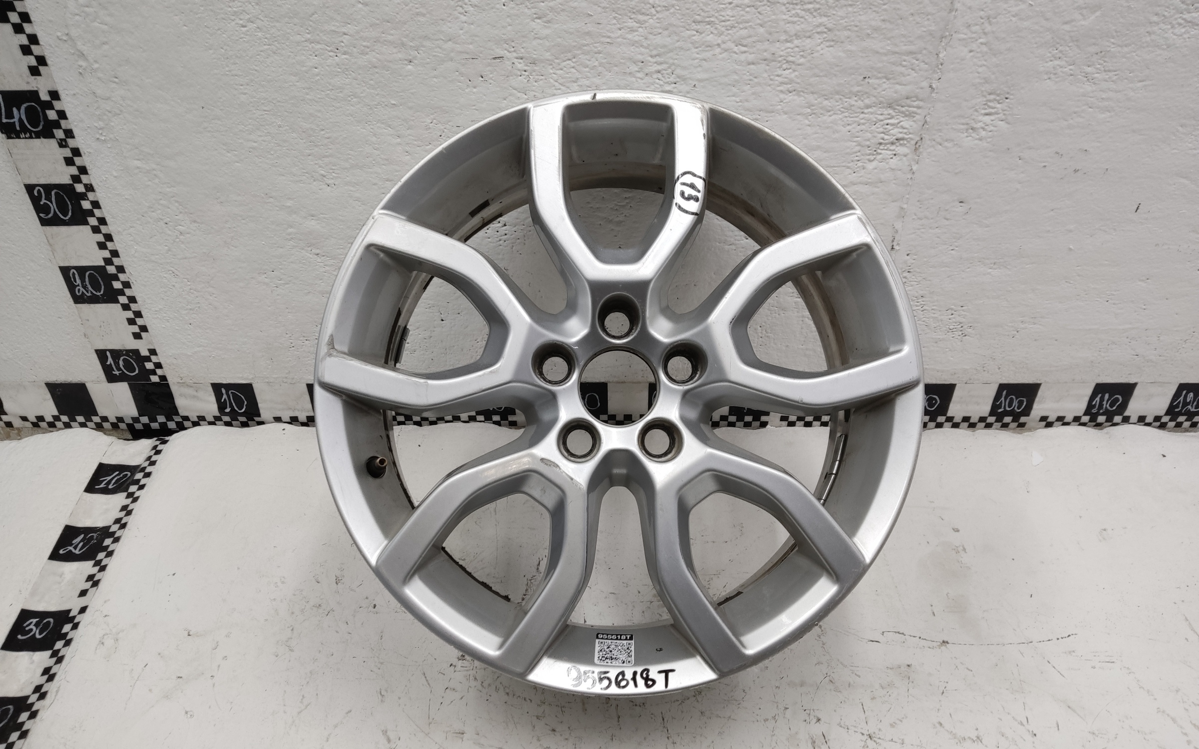 Диск колеса литой Volvo V40 Cross Country R17