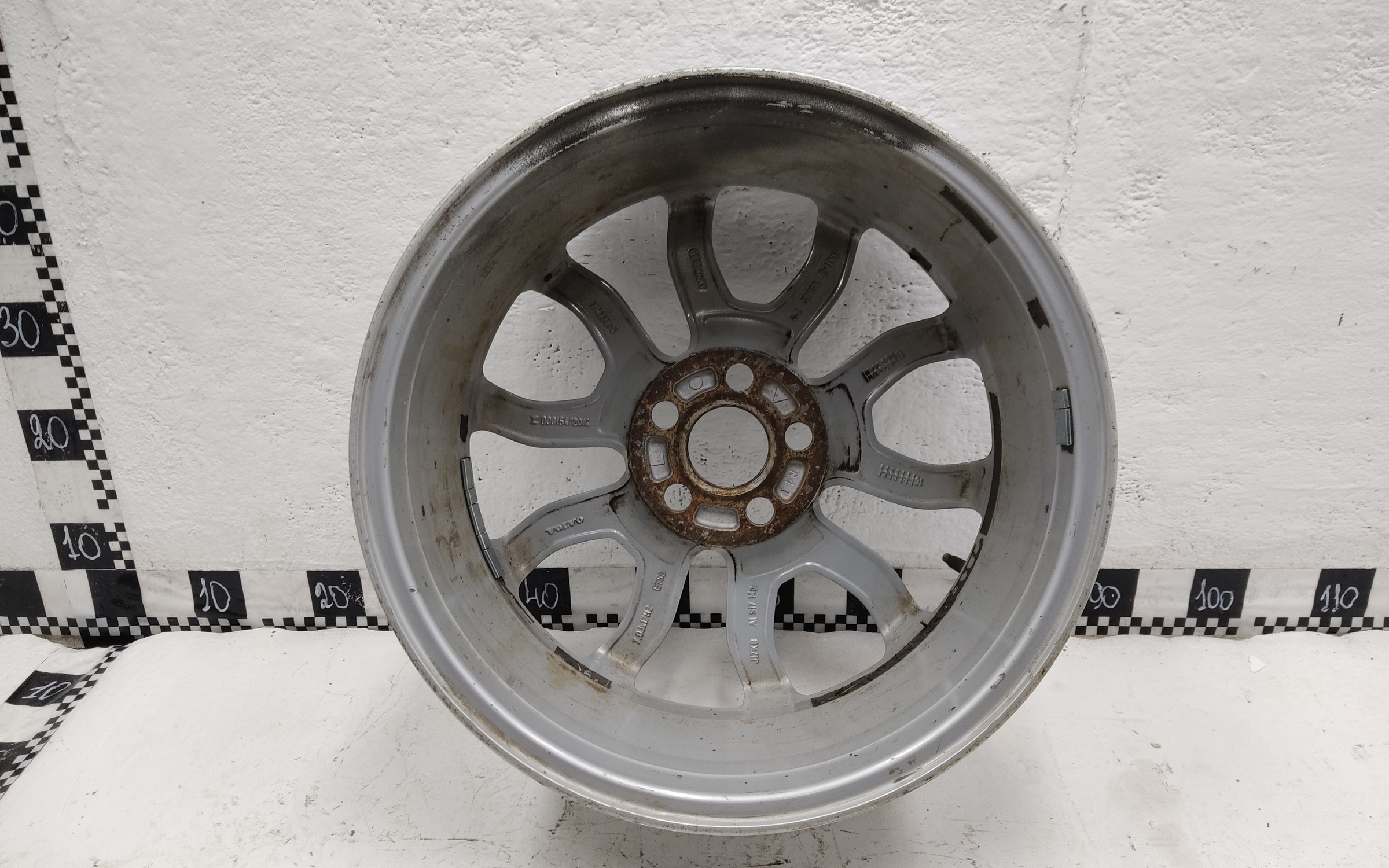 Диск колеса литой Volvo V40 Cross Country R17