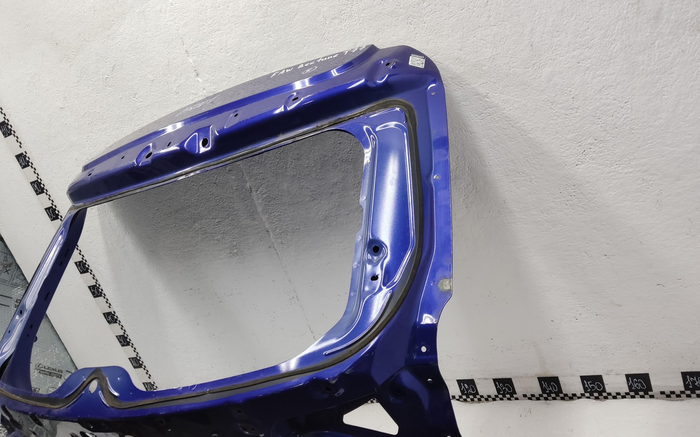 Крышка багажника FAW Bestune T77