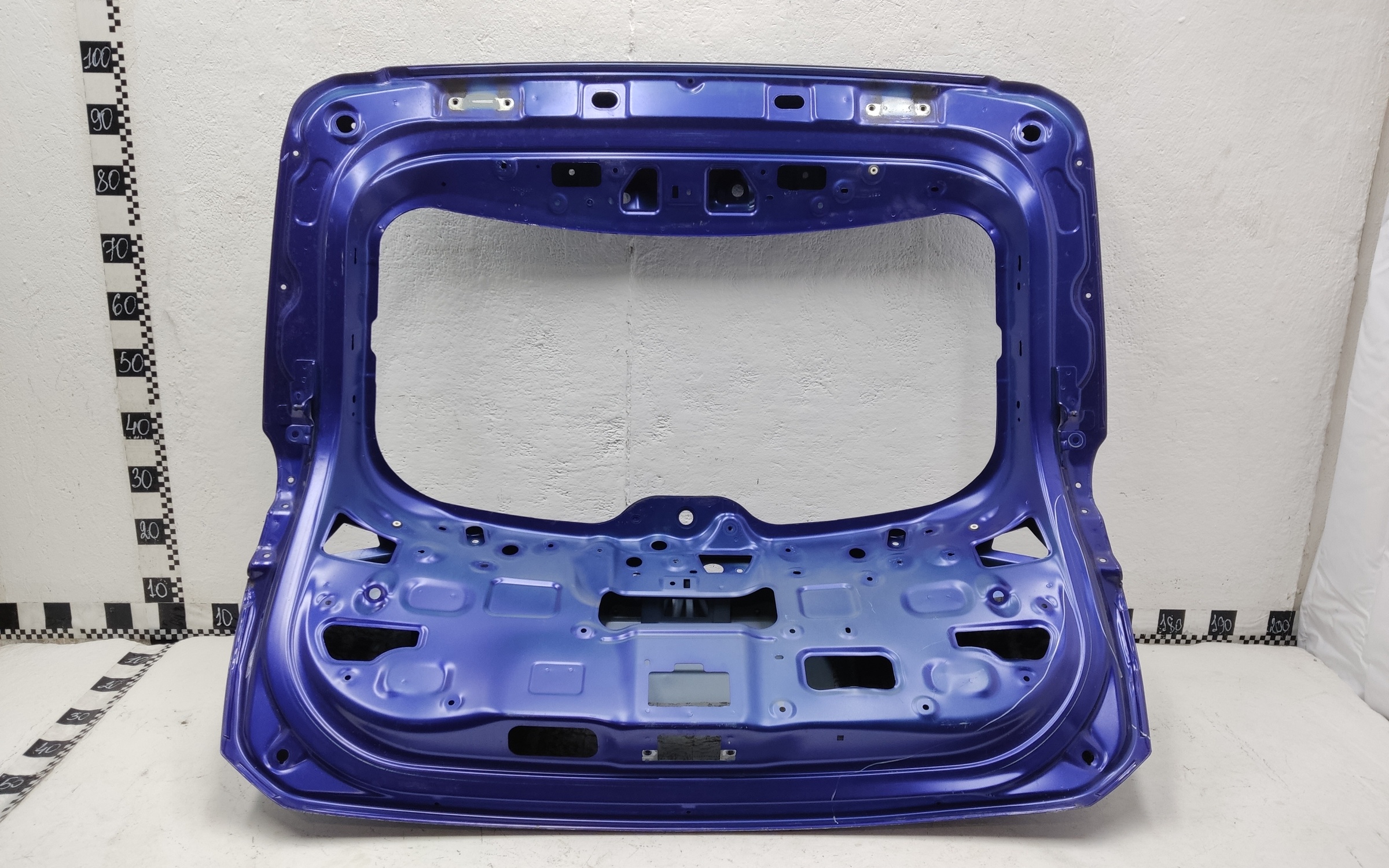 Крышка багажника FAW Bestune T77