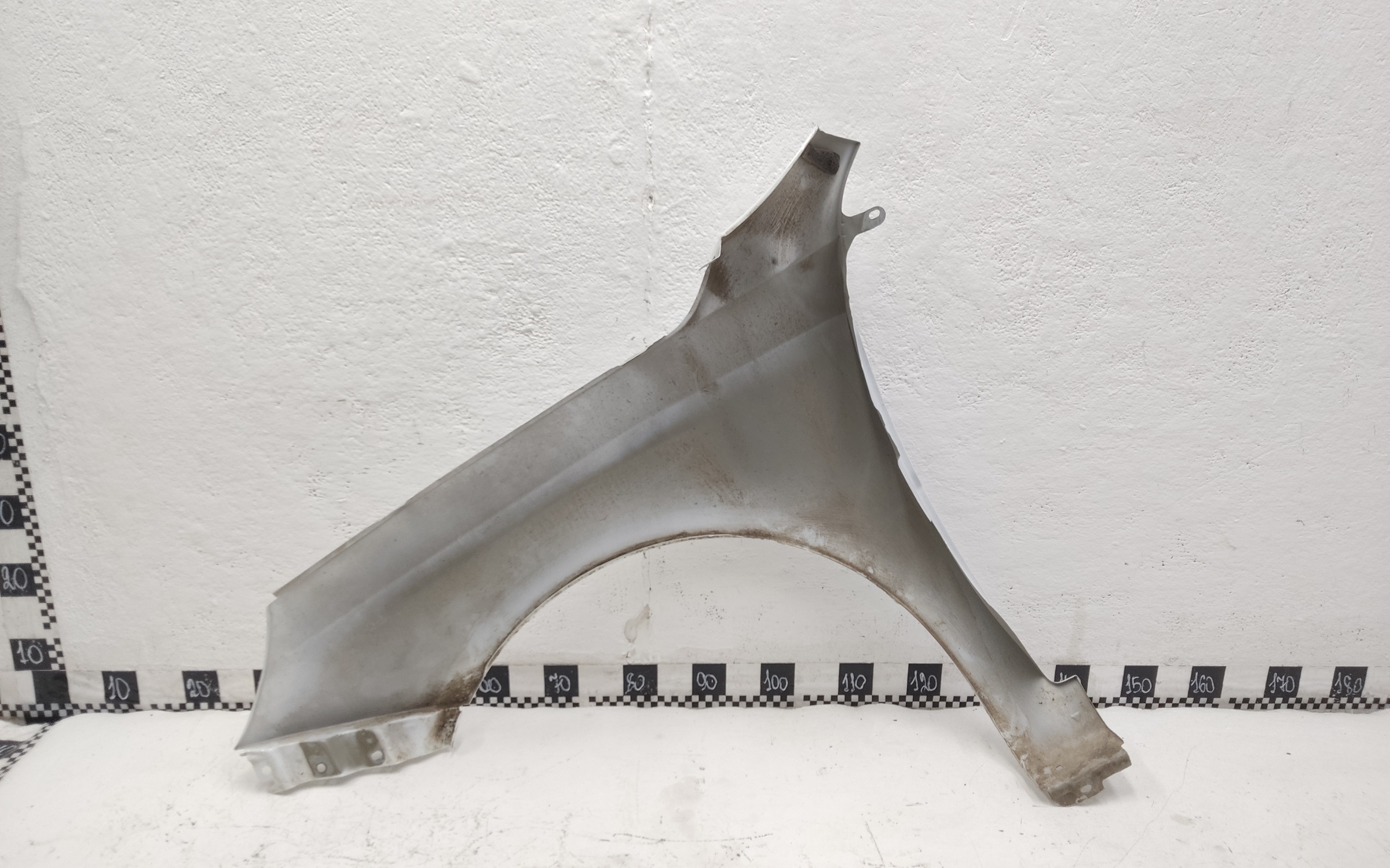 Крыло переднее правое Lada Vesta