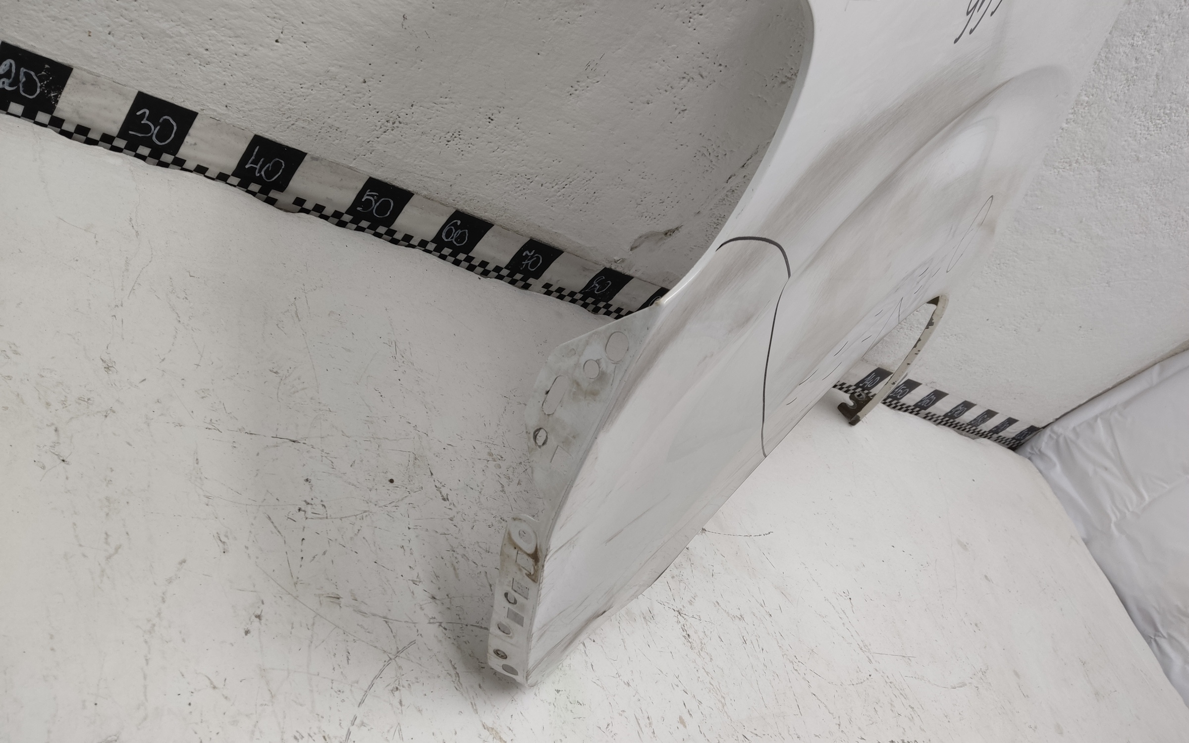 Крыло переднее левое Peugeot Traveller