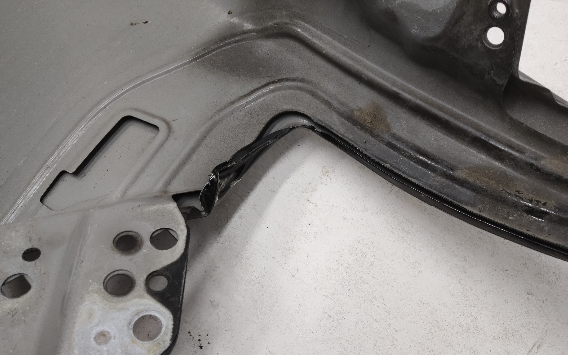 Крыло переднее левое Tank 500