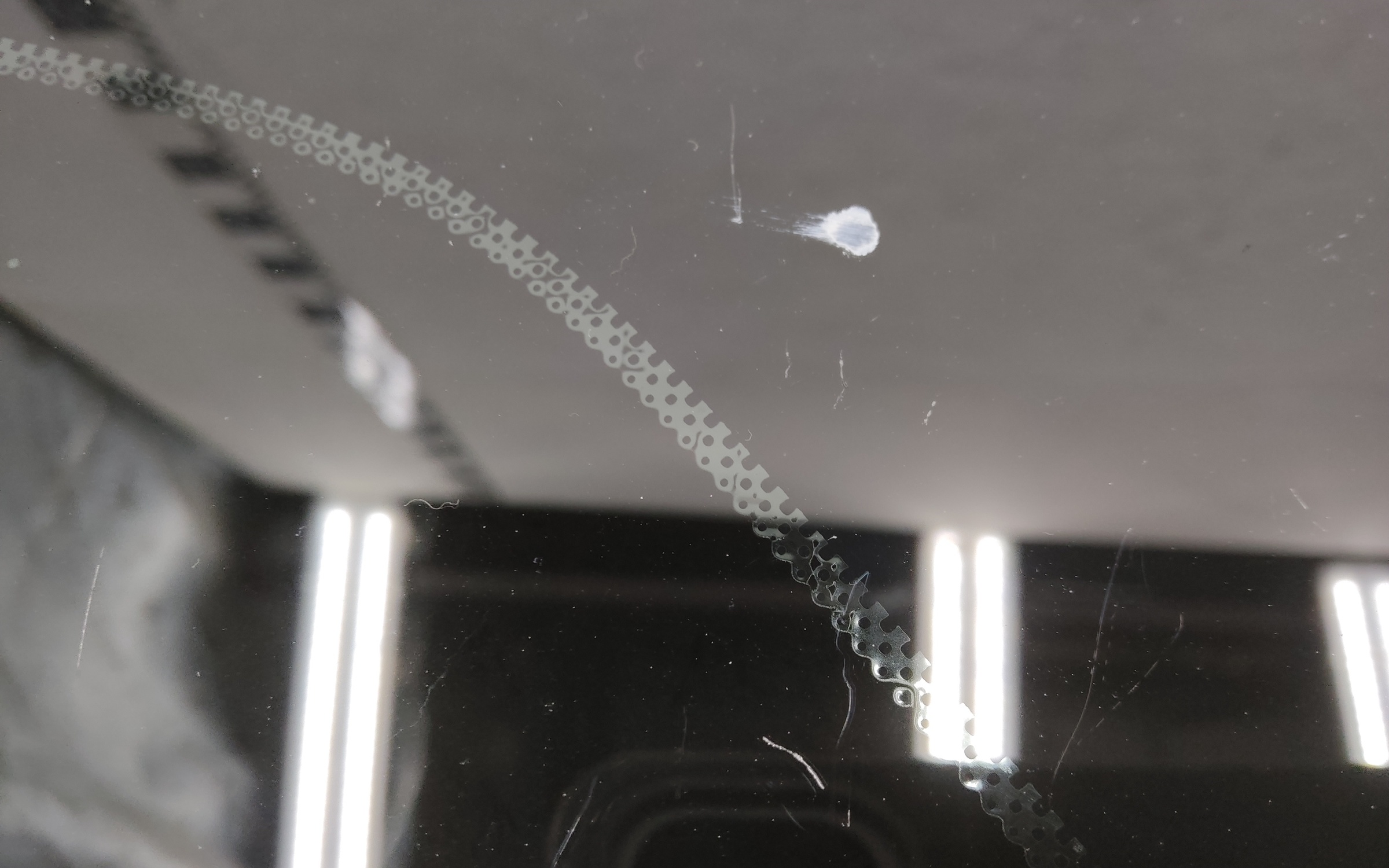 Стекло кузовное заднее левое Geely Cityray