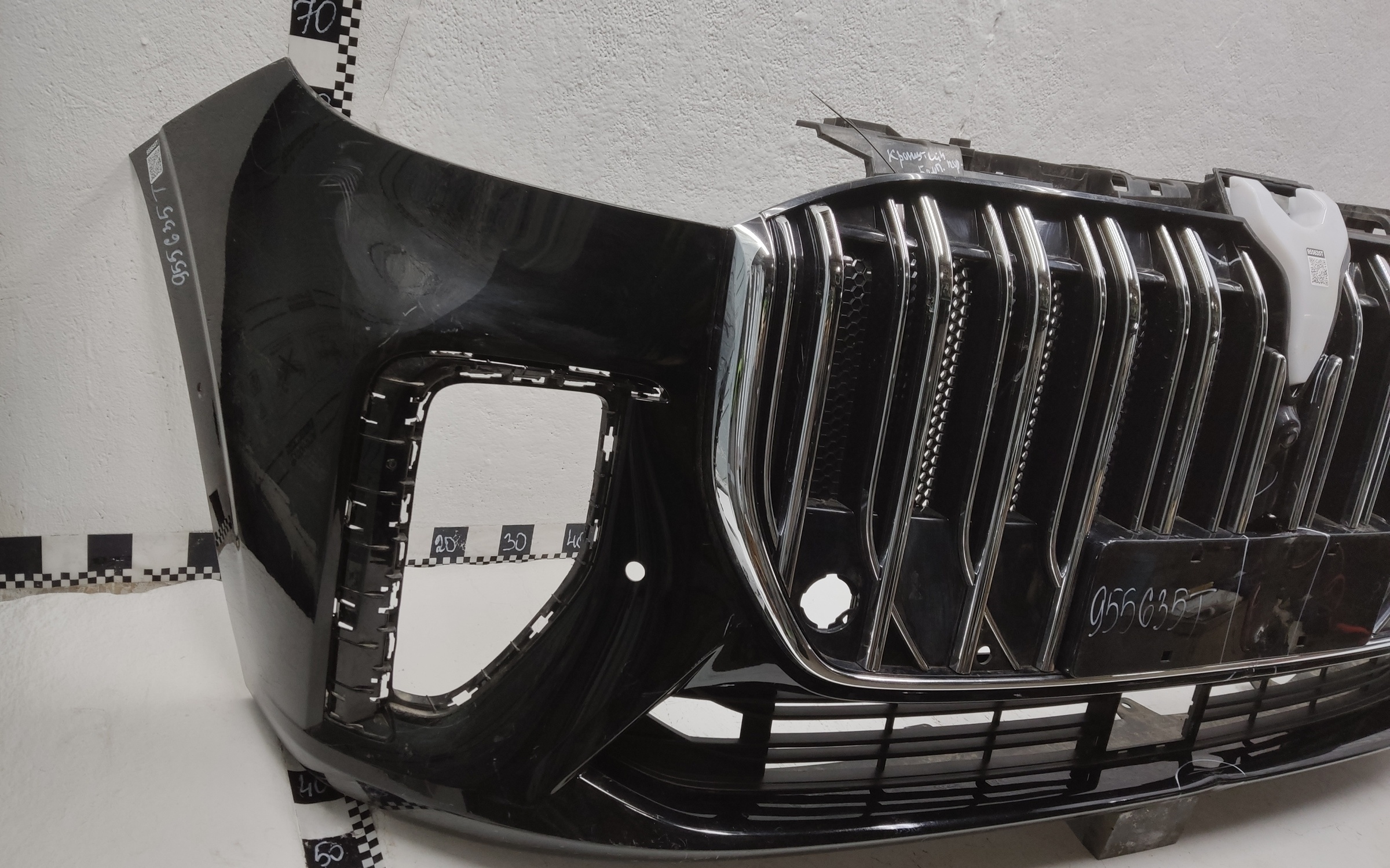 Бампер передний Voyah Dream 1