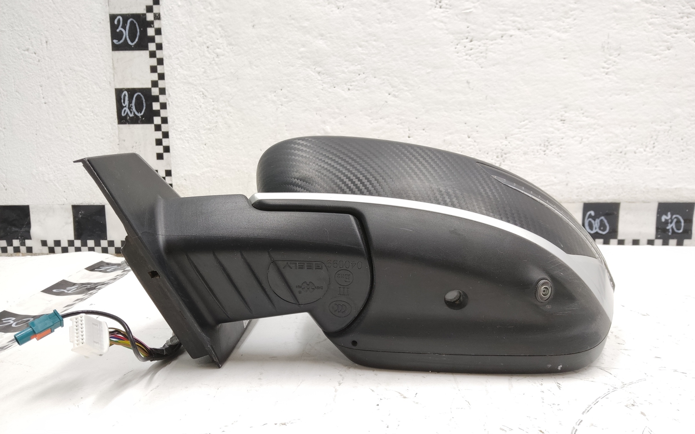 Зеркало левое Geely Coolray 12+1 контактов карбон