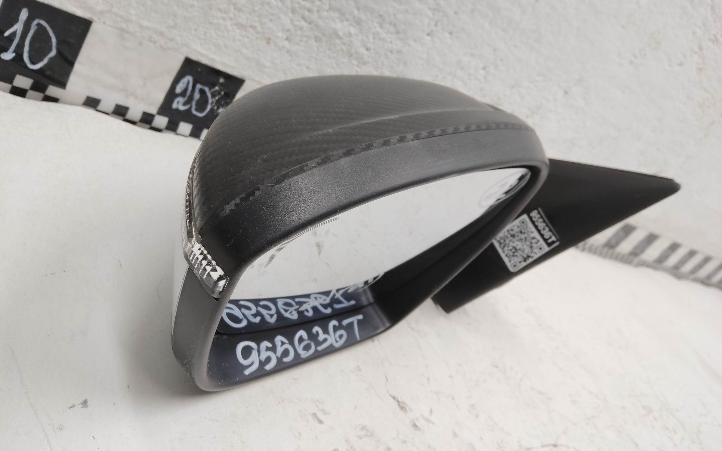 Зеркало левое Geely Coolray 12+1 контактов карбон