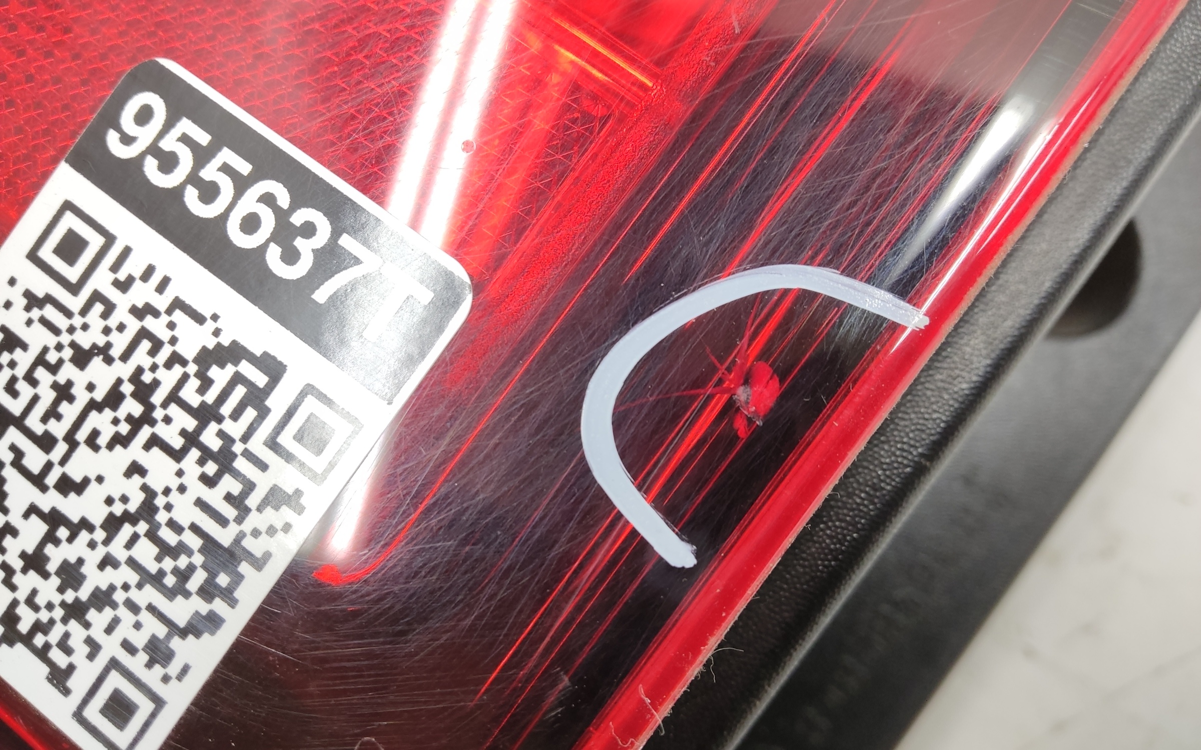 Фонарь задний левый наружный Citroen Berlingo 2 Restail  Компактвэн