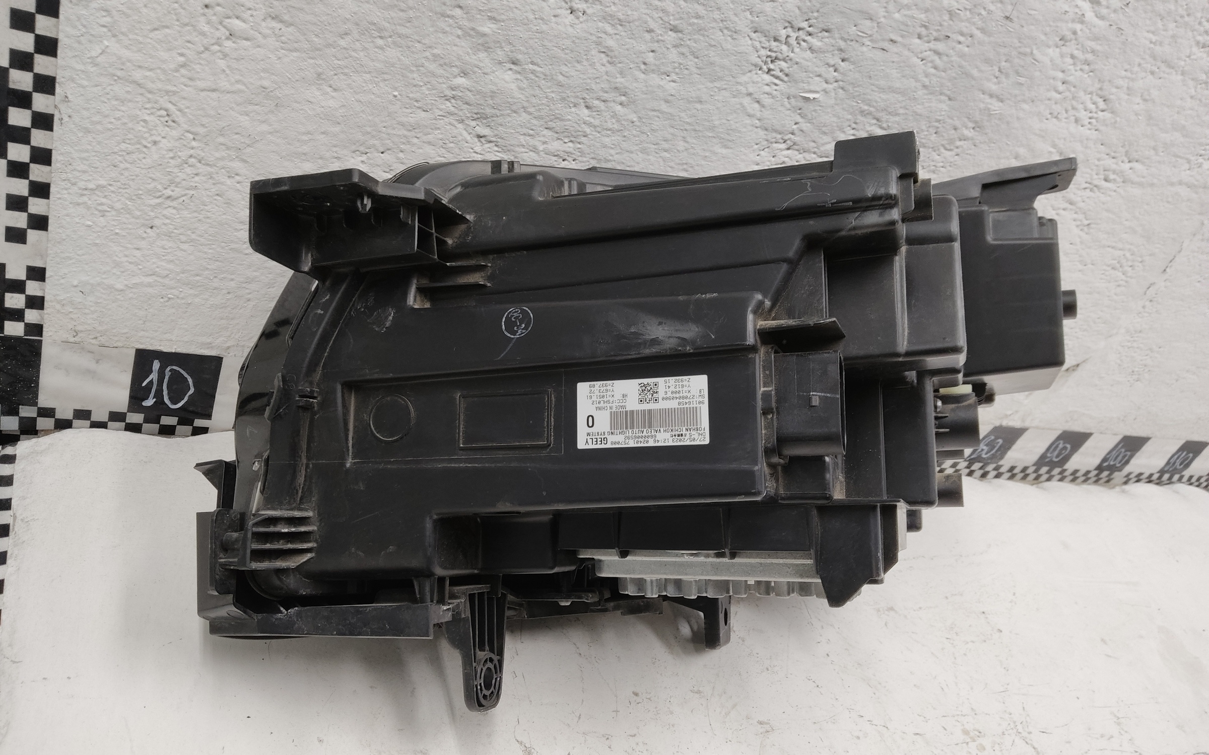 Фара передняя правая Geely Tugella Full LED