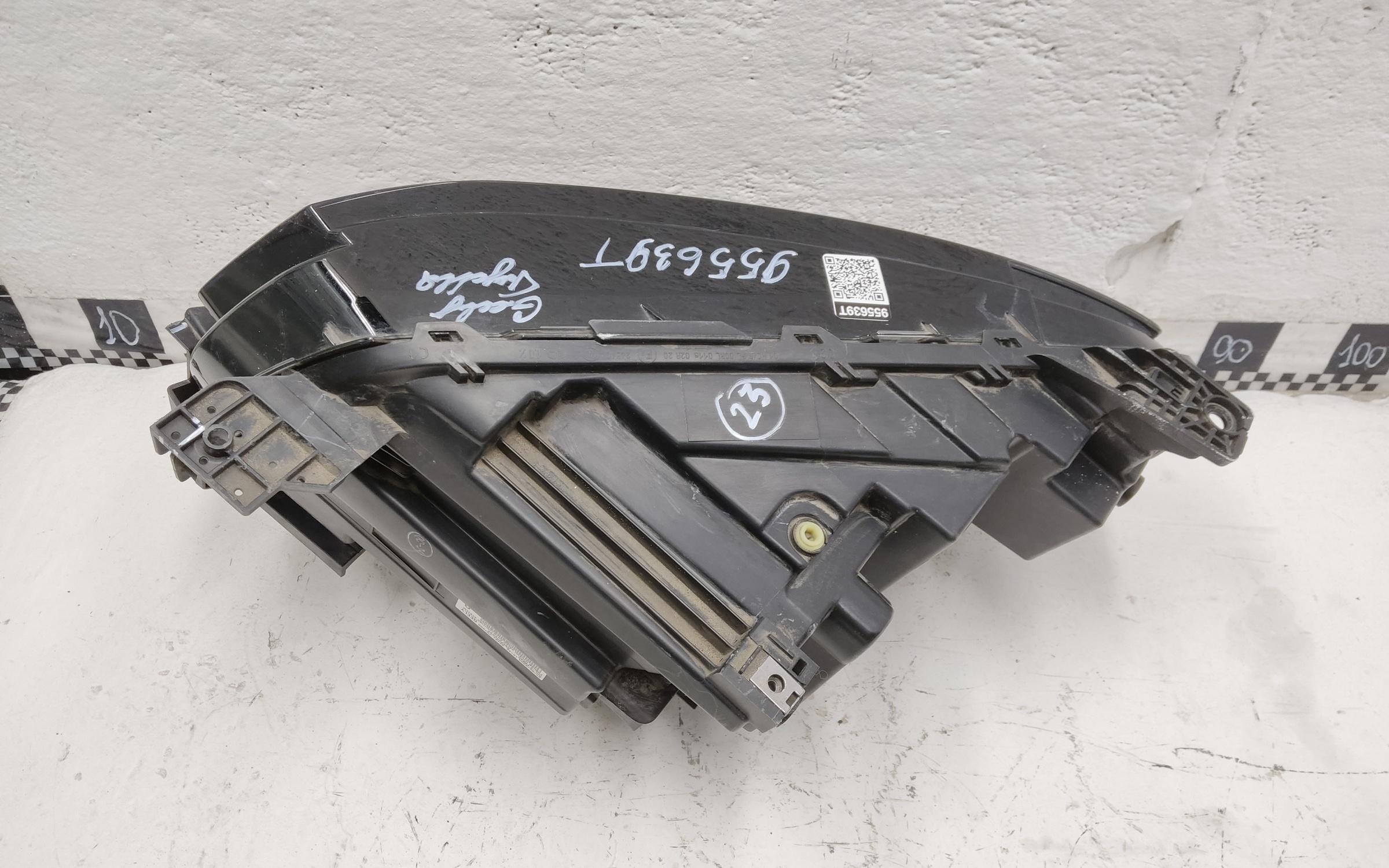 Фара передняя правая Geely Tugella Full LED