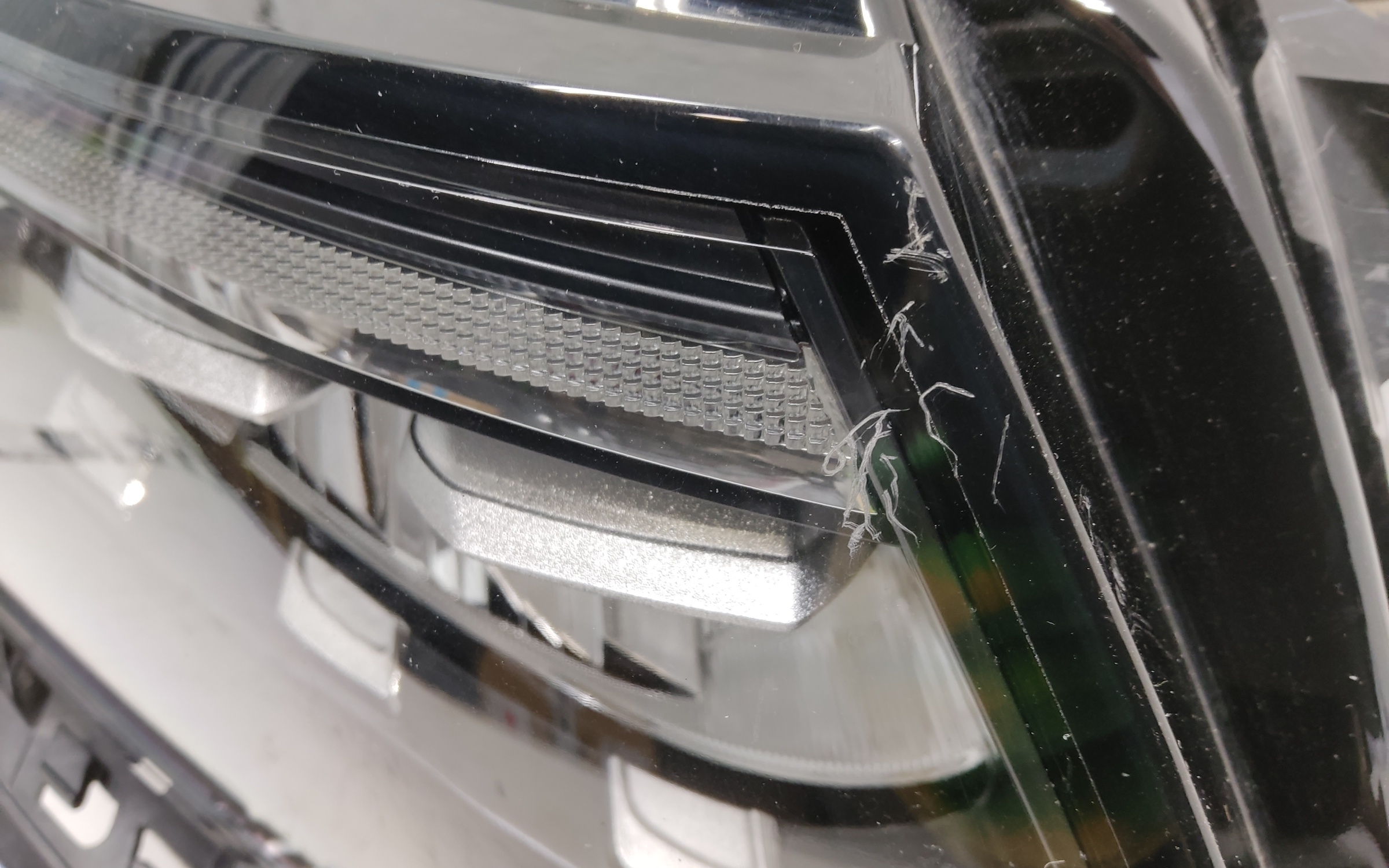 Фара передняя правая Geely Tugella Full LED