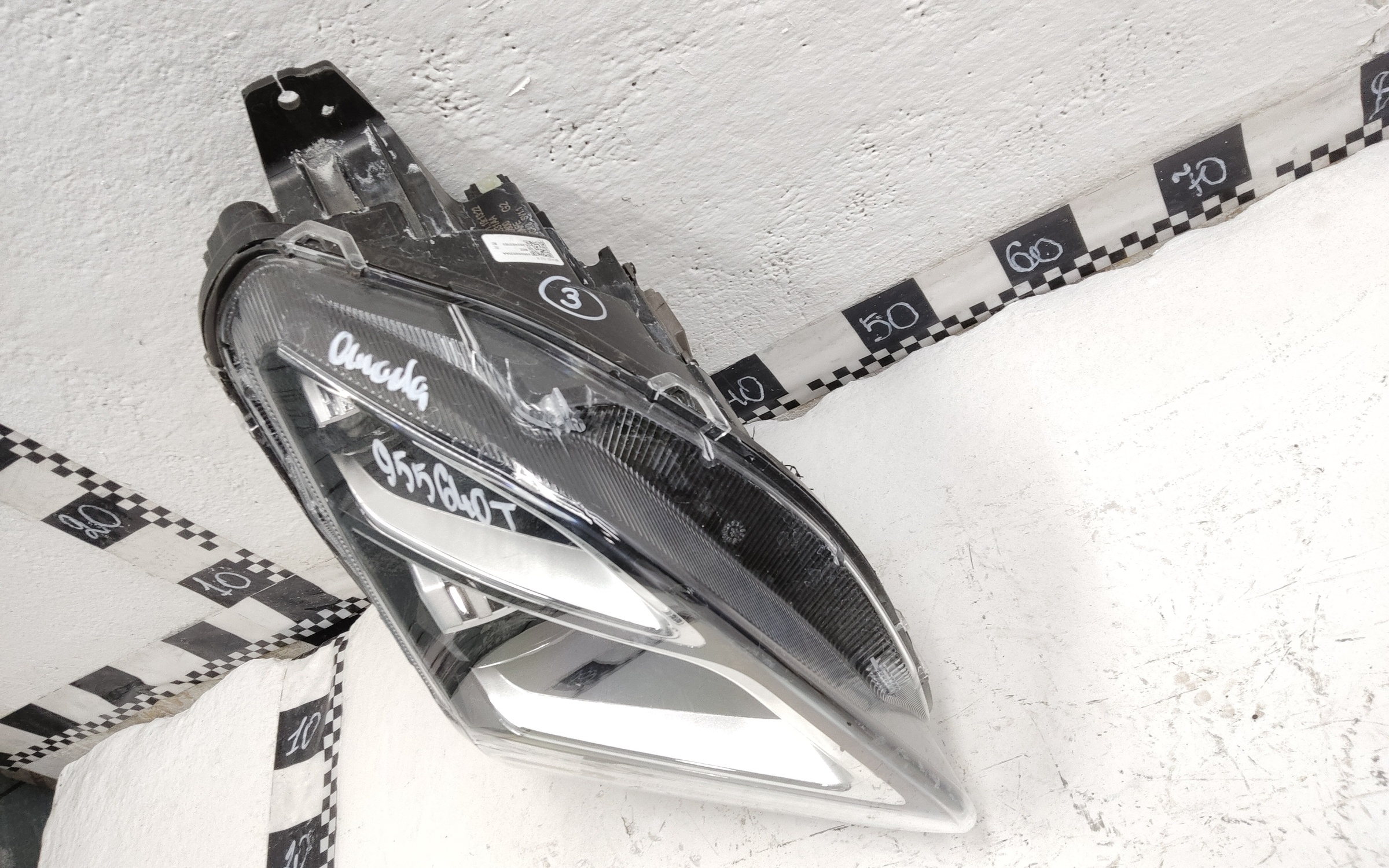 Фара передняя правая Omoda C5 LED