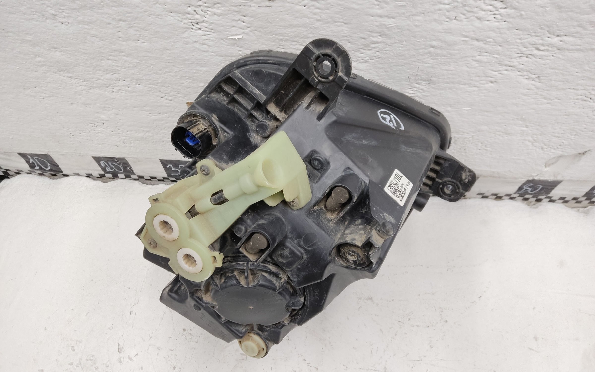 Фара передняя левая Hyundai Tucson 4 LED