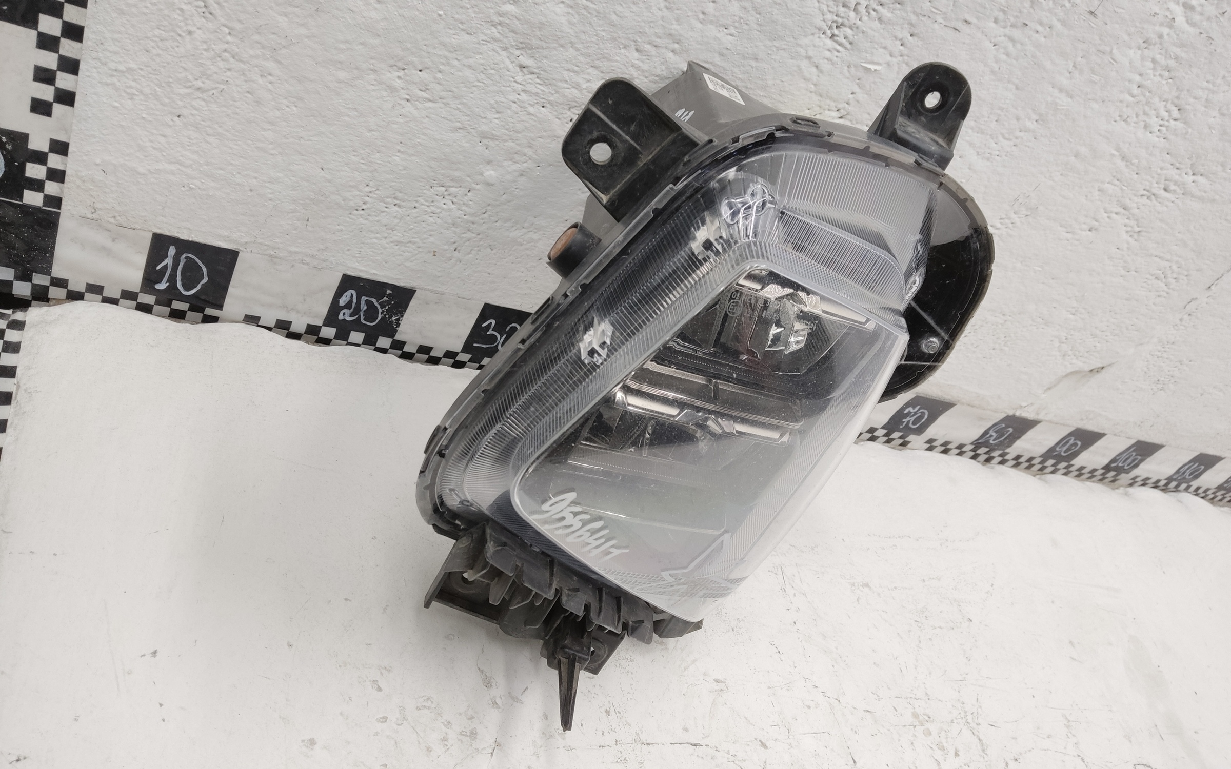 Фара передняя левая Hyundai Tucson 4 LED