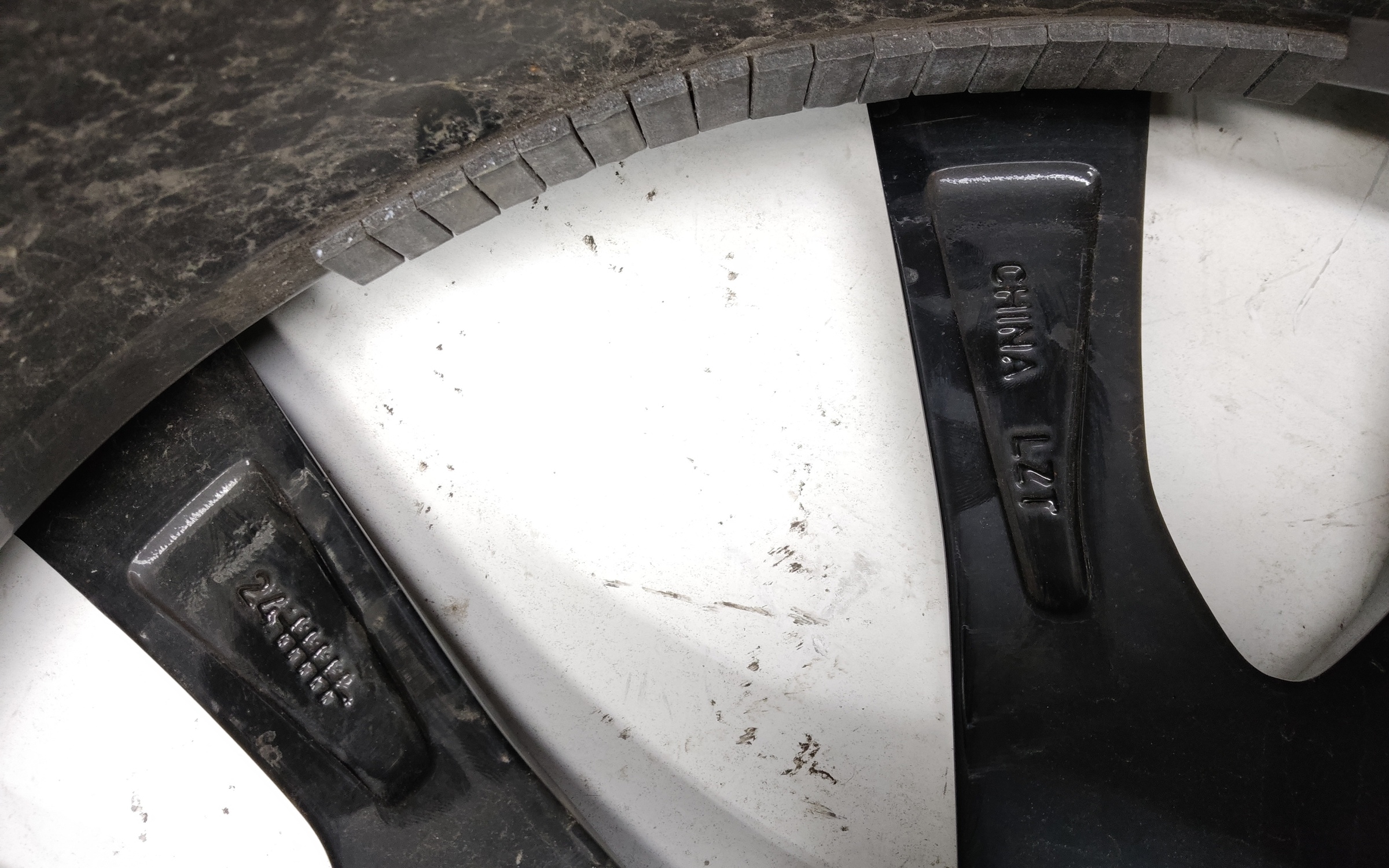 Диск колеса литой передний BMW X7 G07 Restail R22