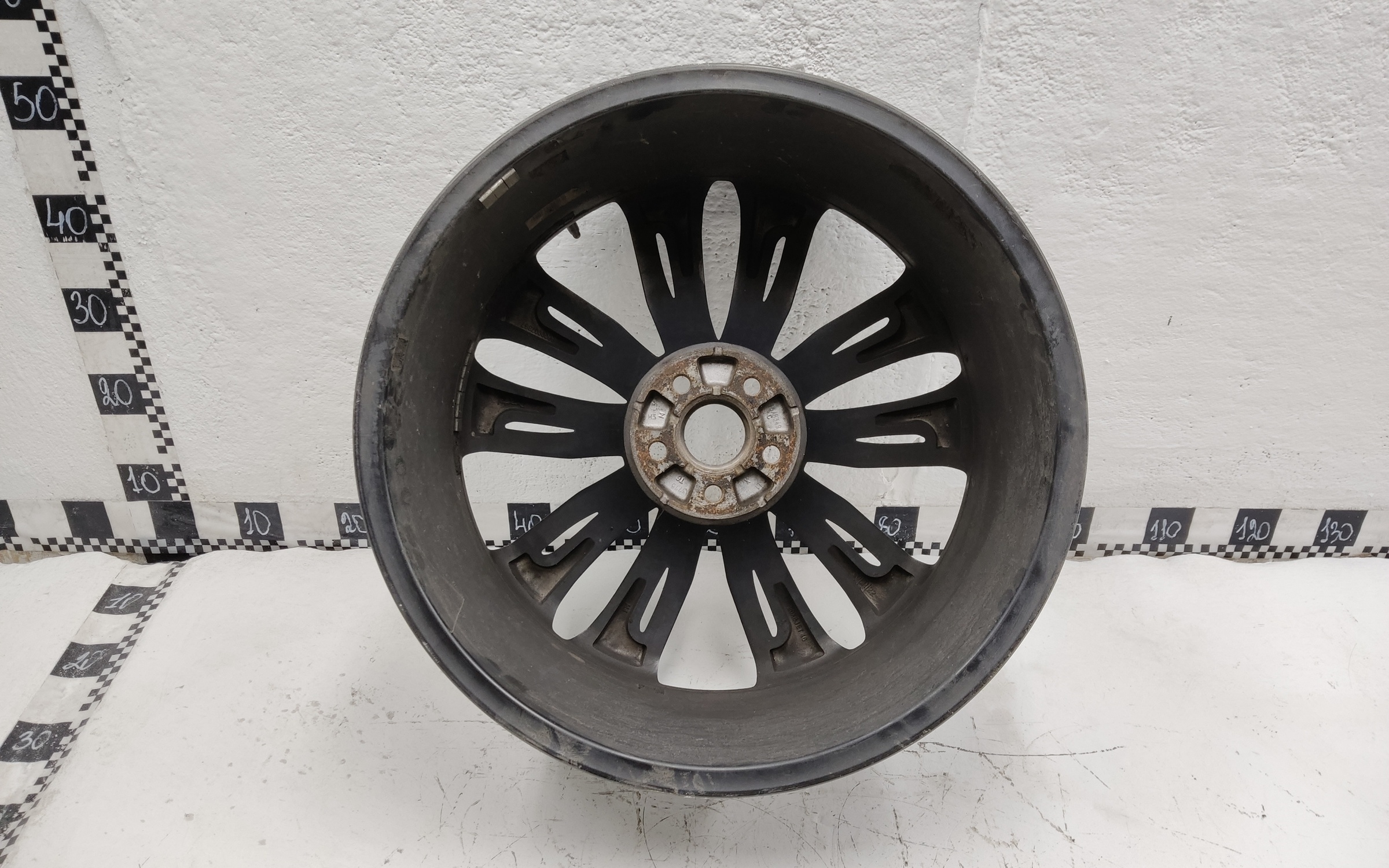 Диск колеса литой Geely Tugella R20 серый