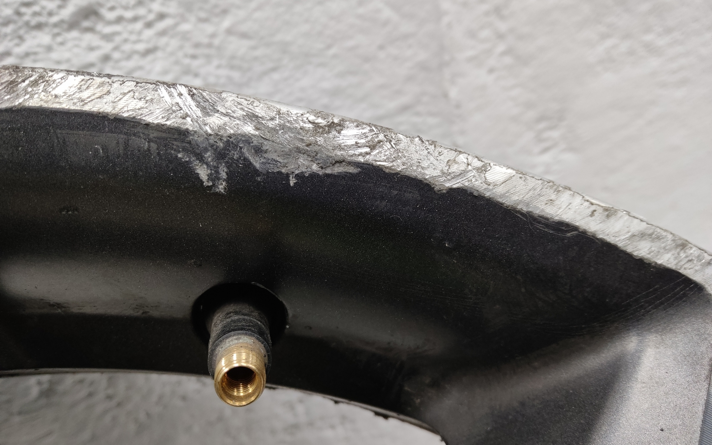 Диск колеса литой Geely Tugella R20 серый