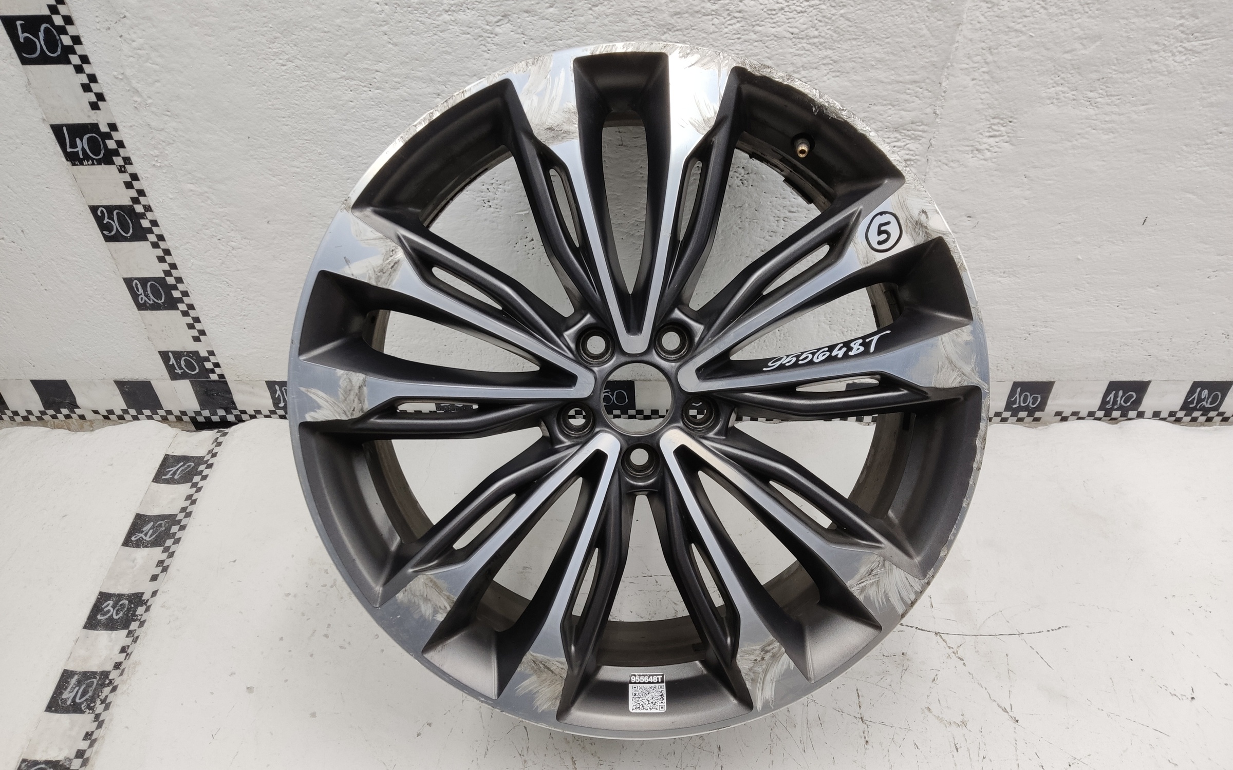 Диск колеса литой Geely Tugella R20 серый