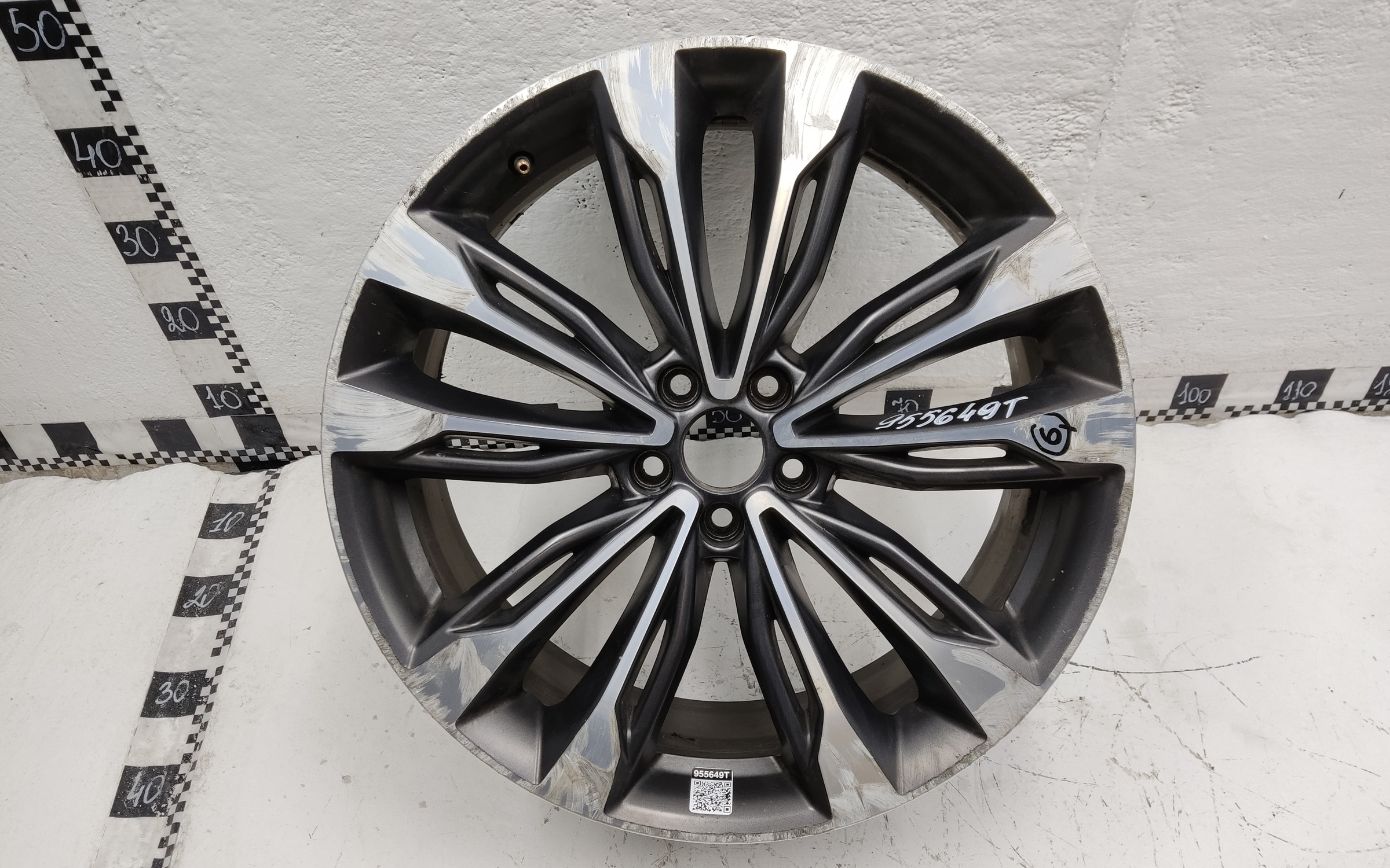 Диск колеса литой Geely Tugella R20 серый