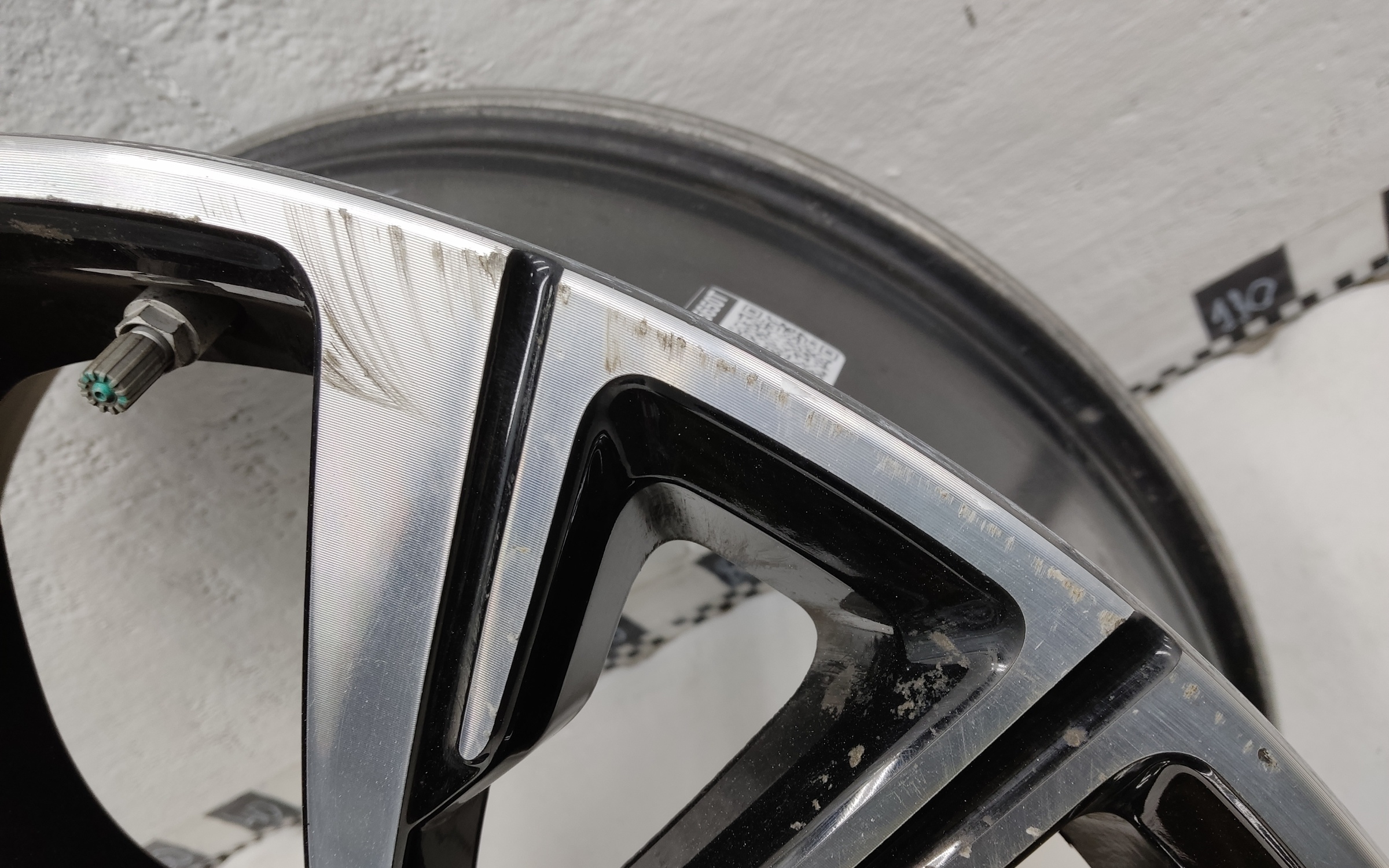 Диск колеса литой Exeed VX R20