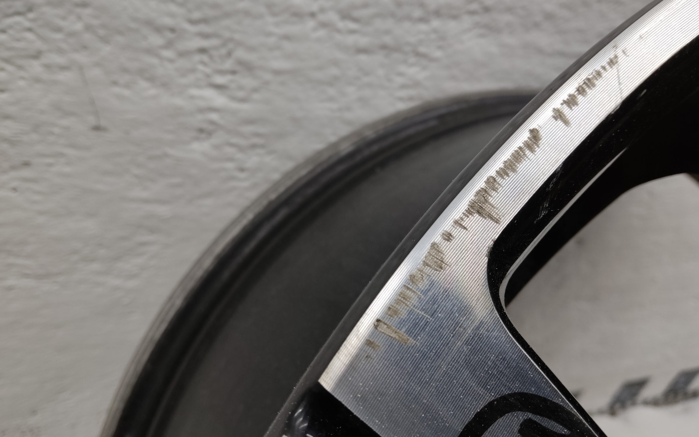 Диск колеса литой Exeed VX R20