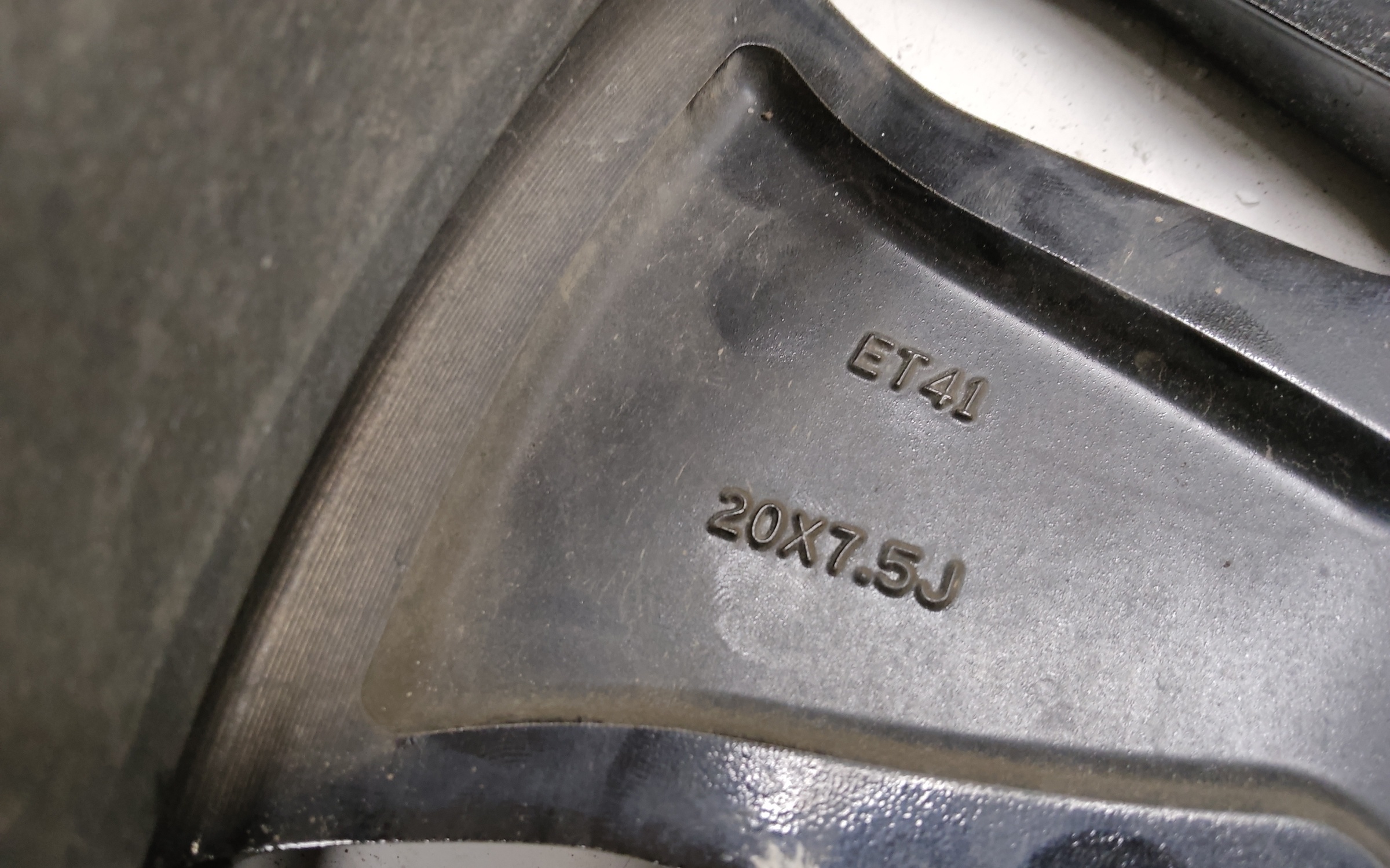 Диск колеса литой Exeed VX R20