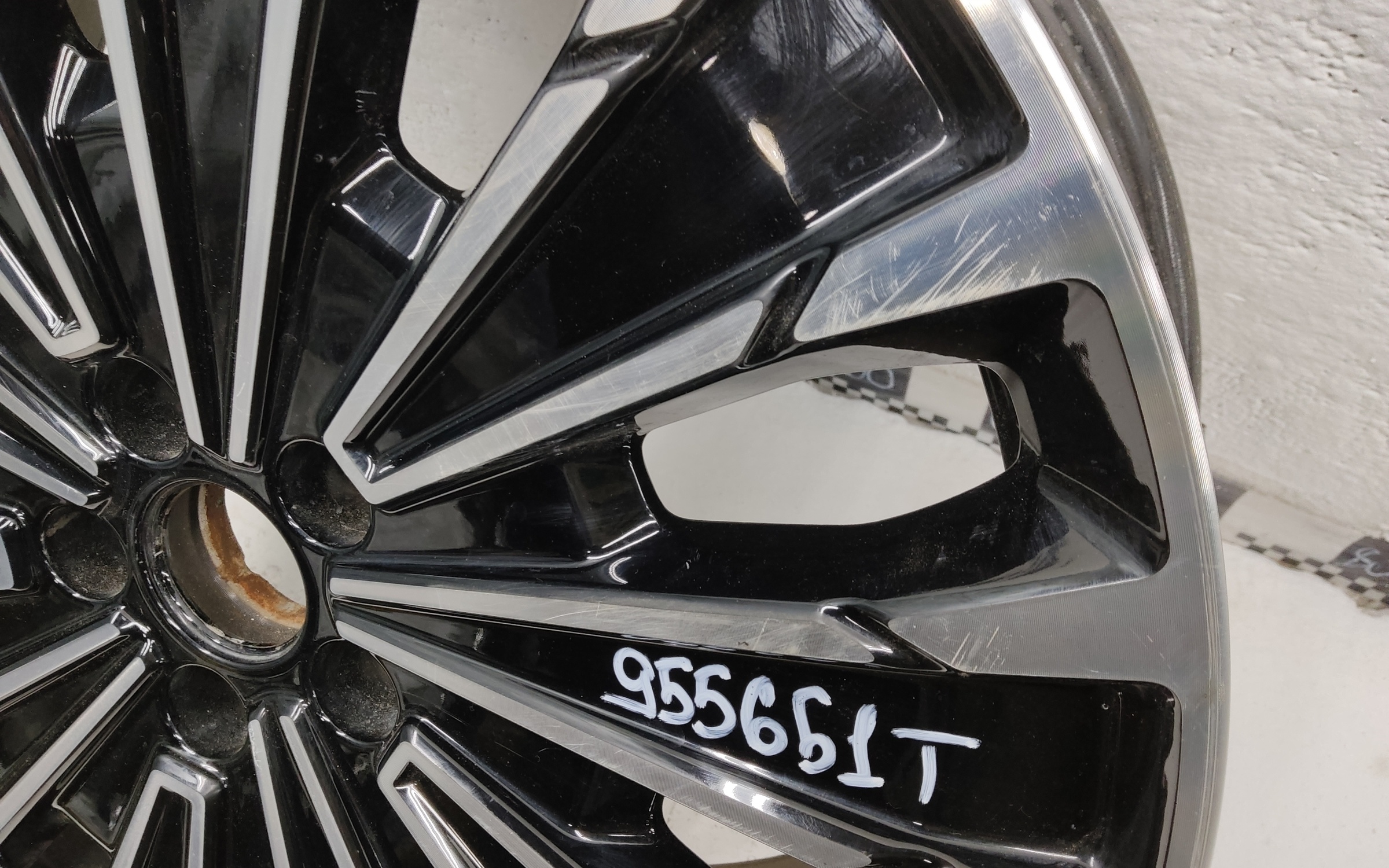 Диск колеса литой Exeed VX R20