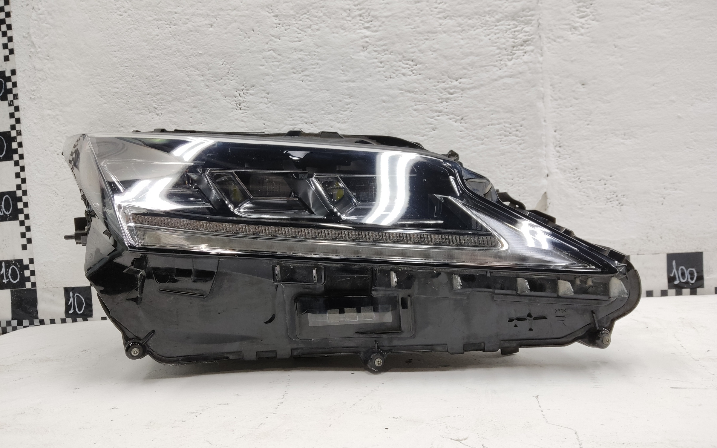 Фара передняя правая Lexus RX 4 LED с ДХО под 2 блока