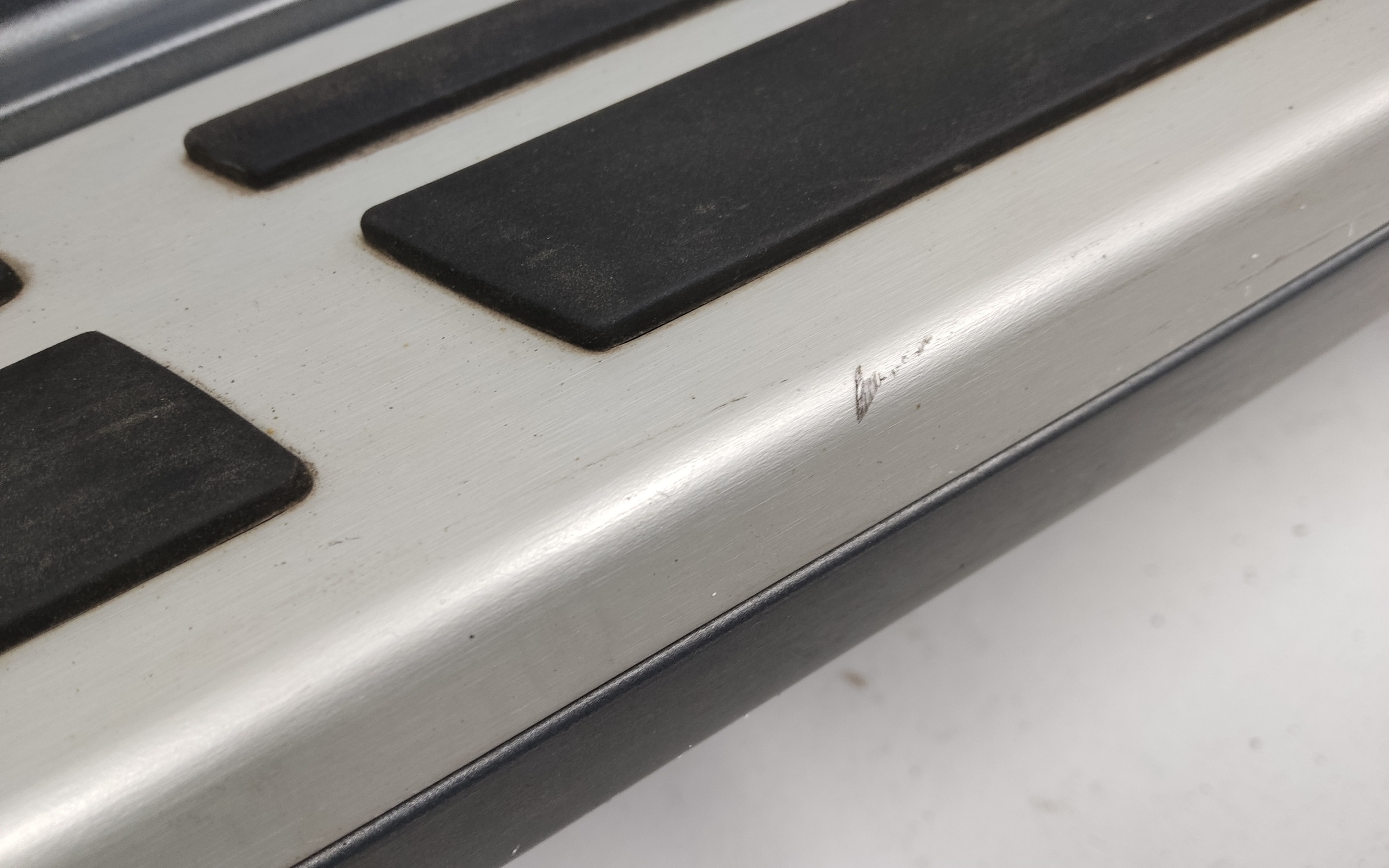 Накладка порога левого BMW X7 G07