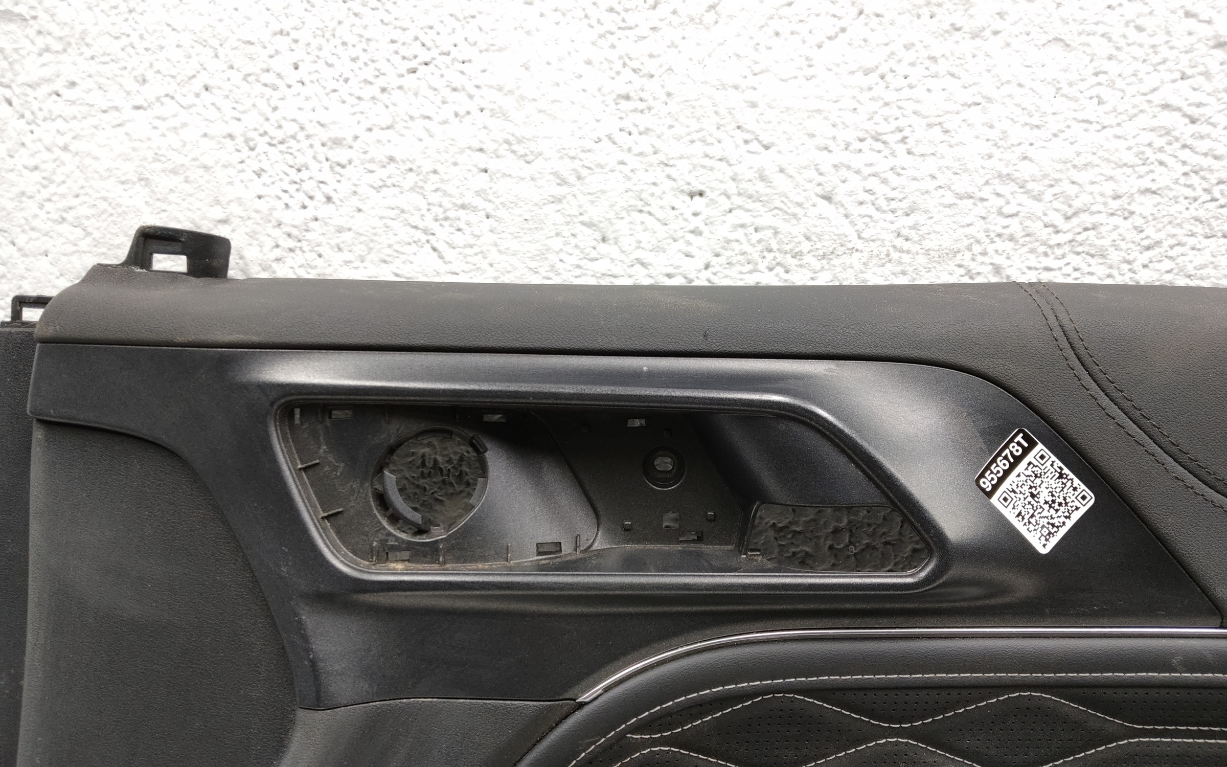 Обшивка двери передней правой Tank 300