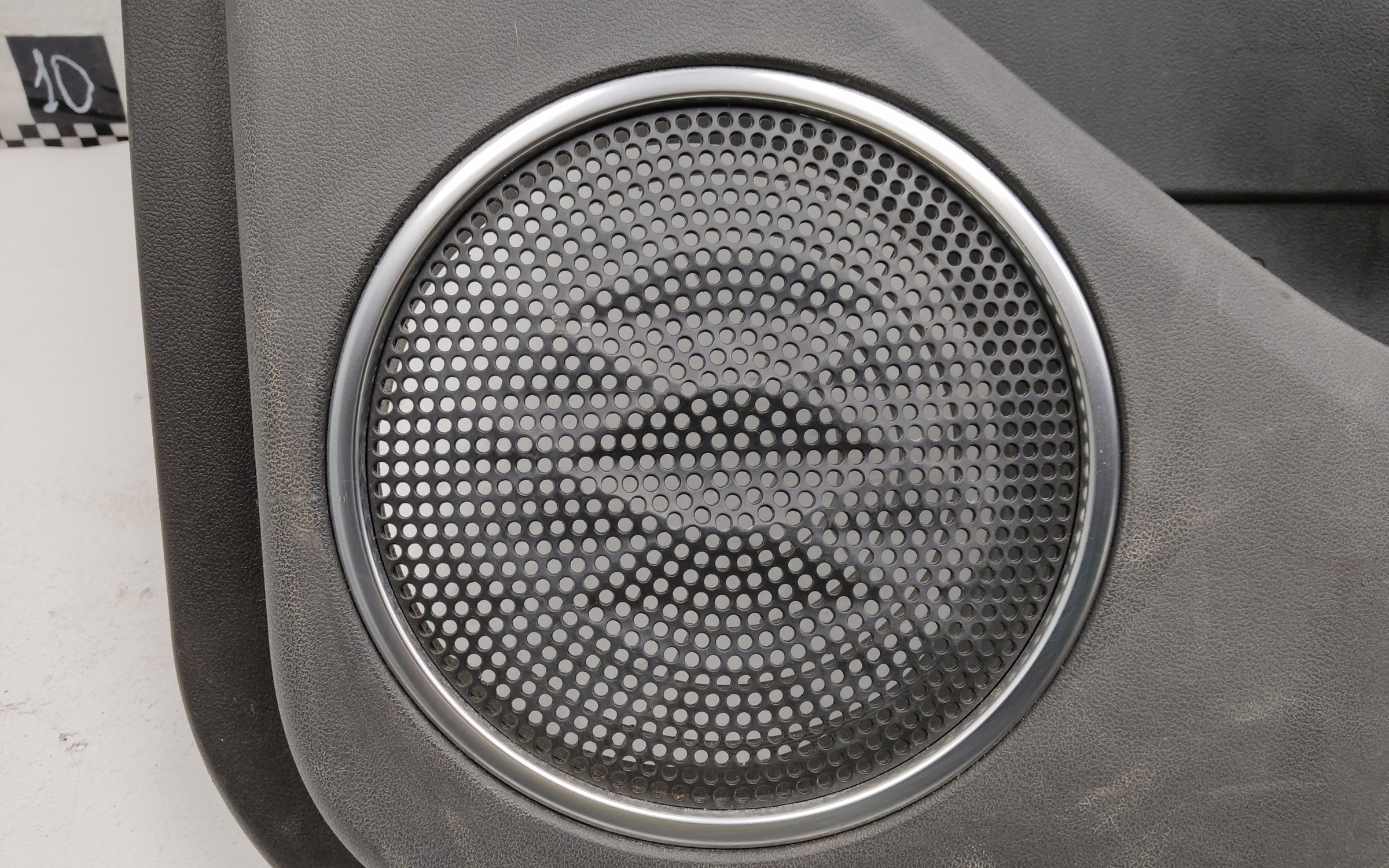 Обшивка двери передней правой Tank 300