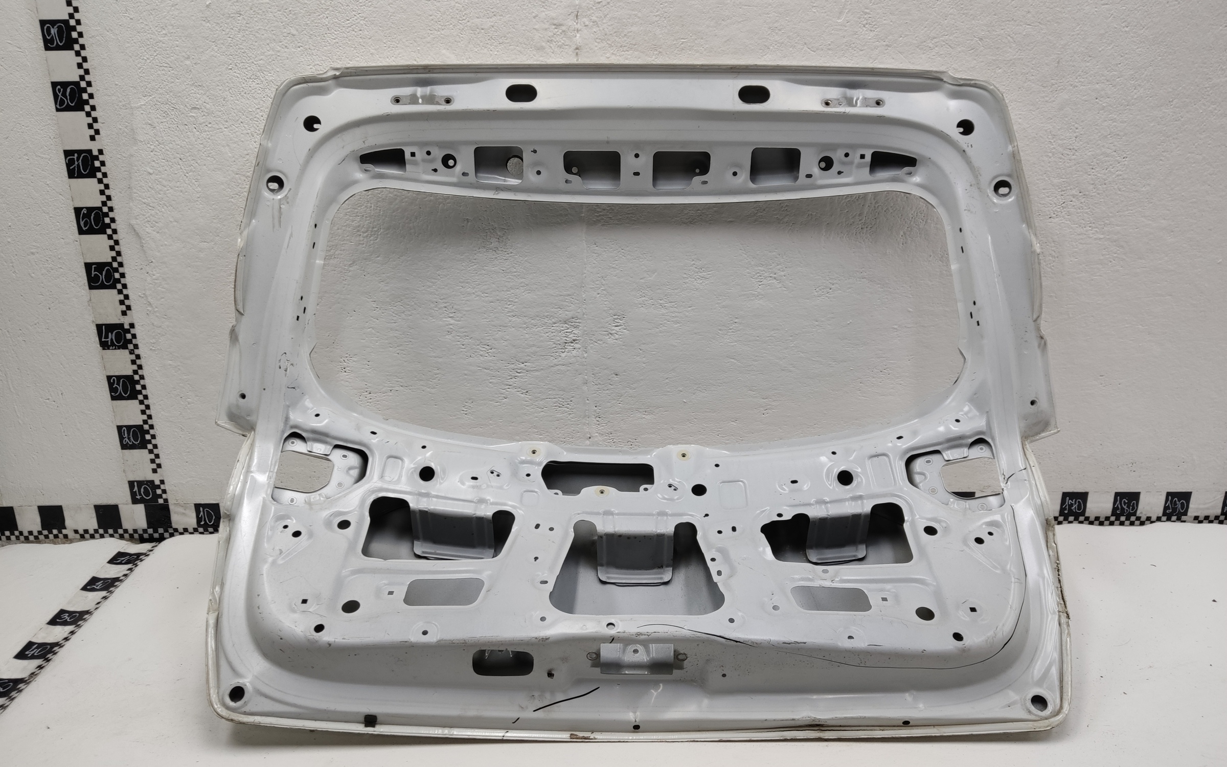 Крышка багажника KIA Sportage 4