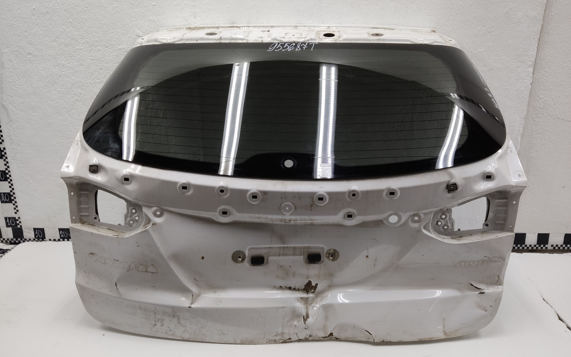 Стекло крышки багажника Hyundai Santa Fe 3