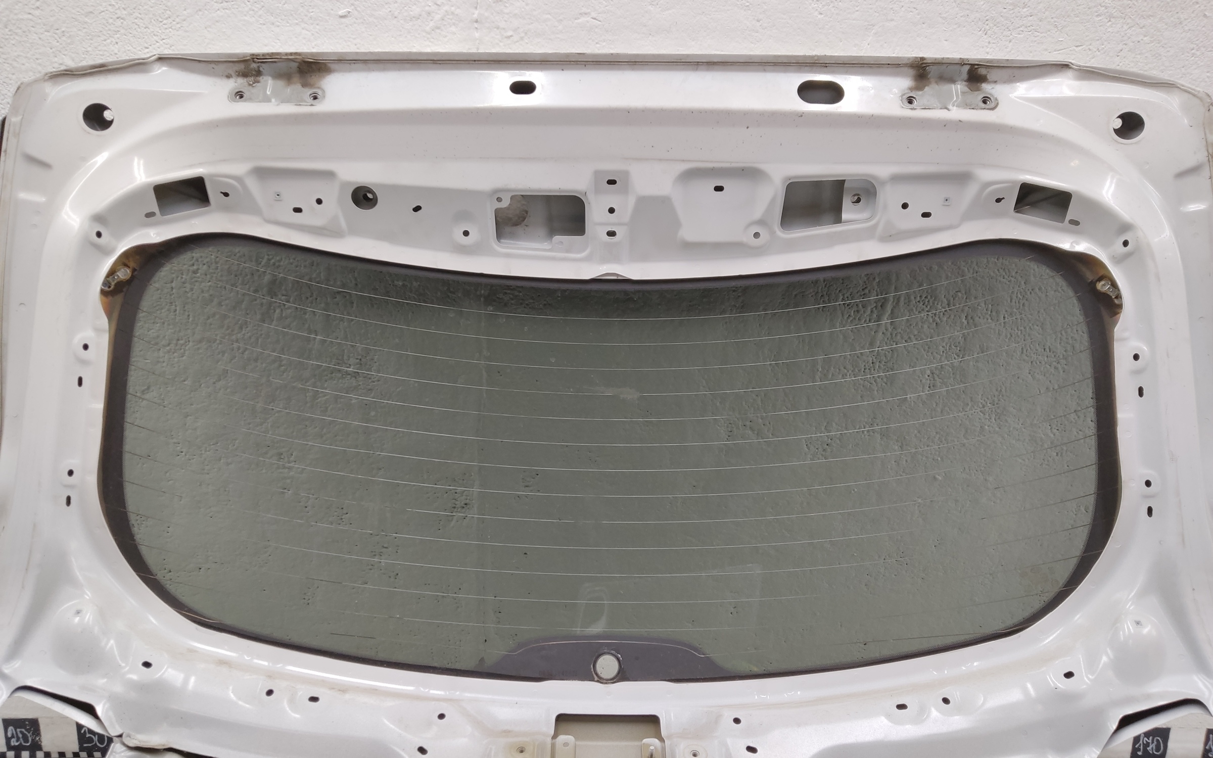 Стекло крышки багажника Hyundai Santa Fe 3