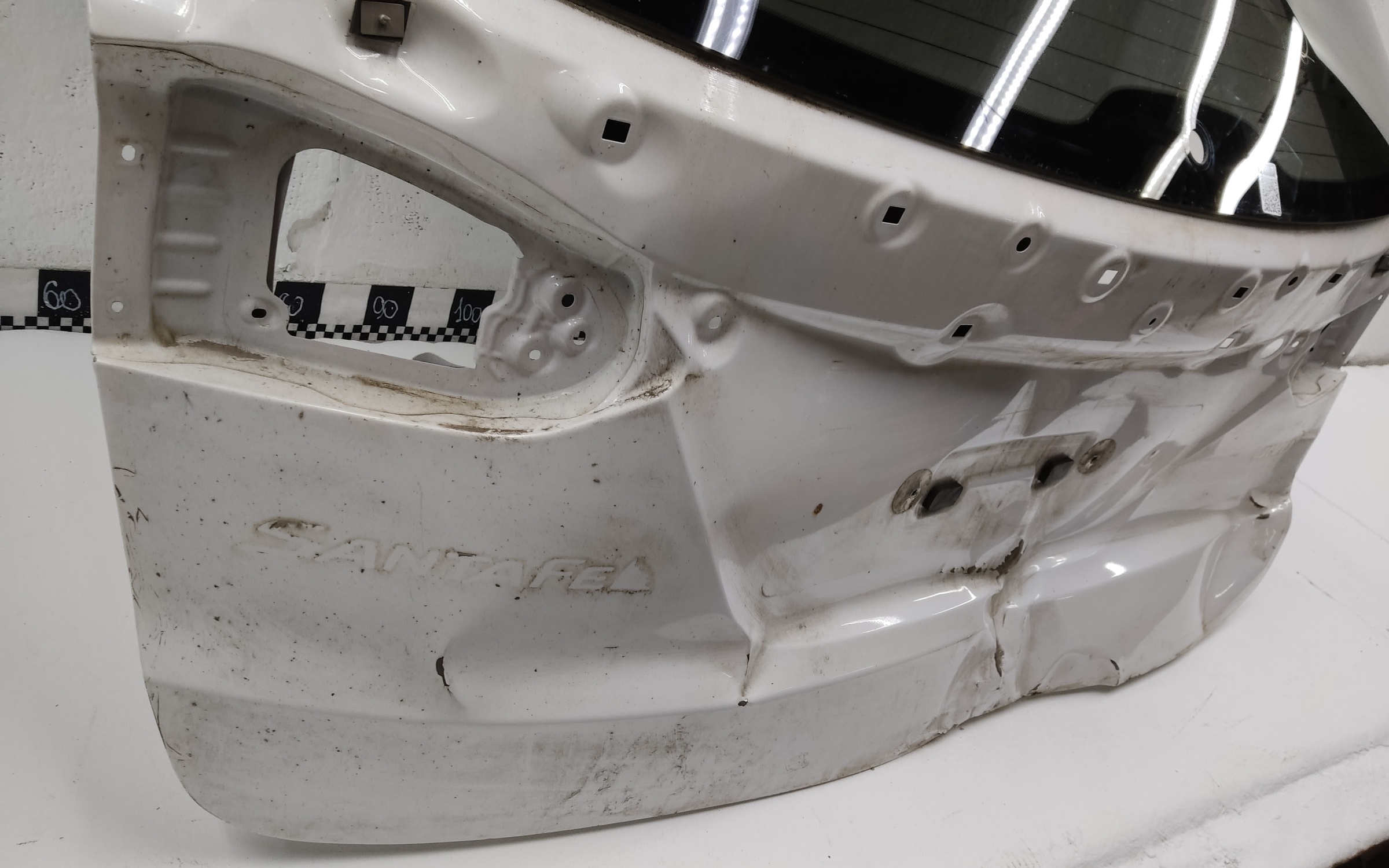 Стекло крышки багажника Hyundai Santa Fe 3