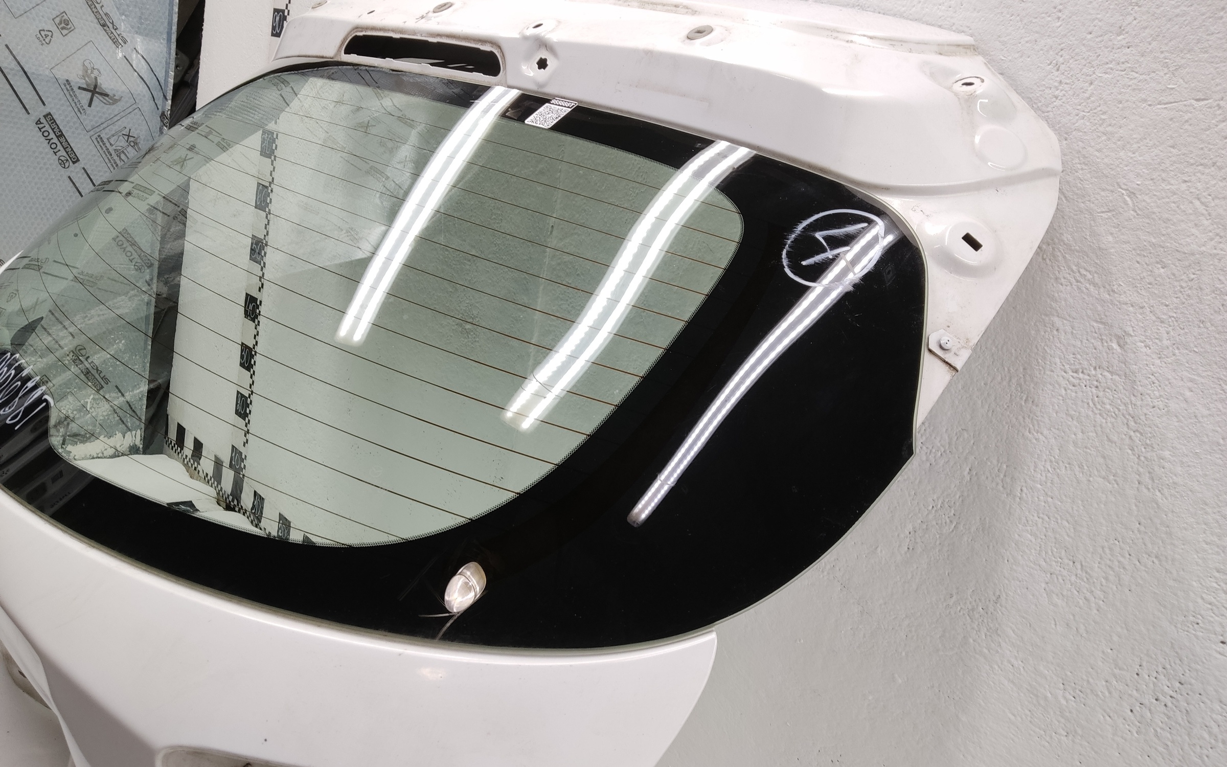 Стекло крышки багажника Mazda CX-5 1