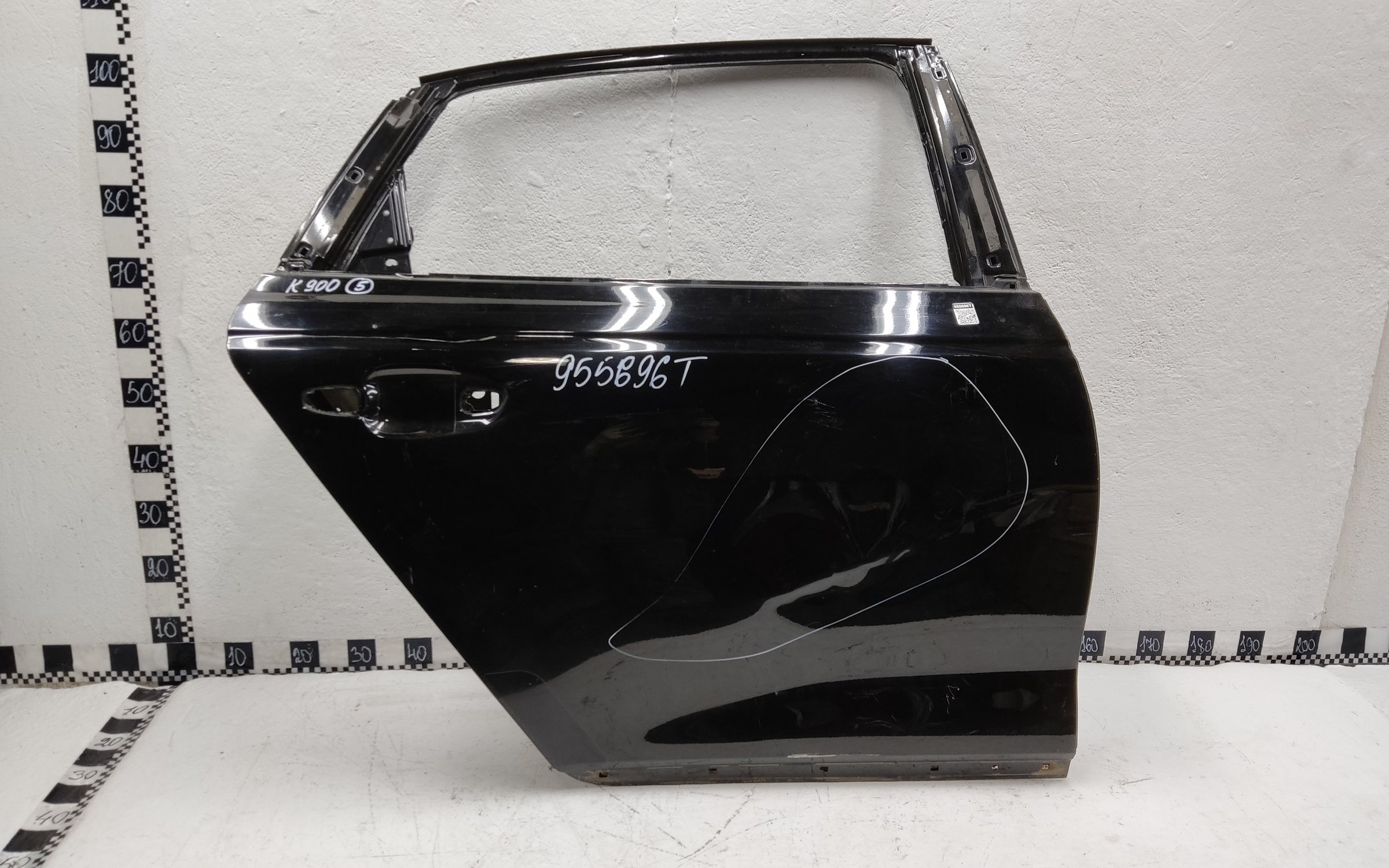 Дверь задняя правая Kia K900 2