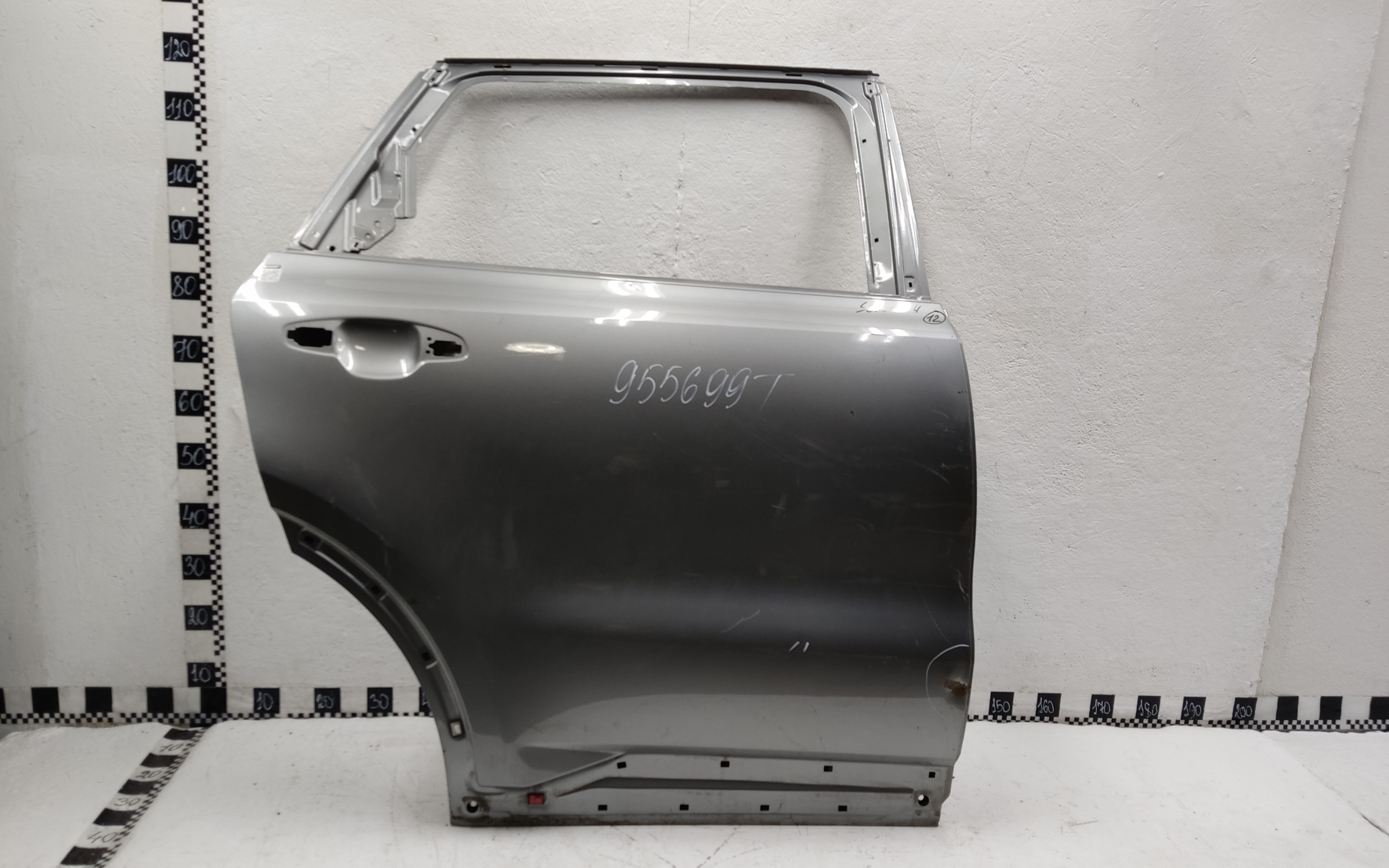 Дверь задняя правая Kia Sorento 4