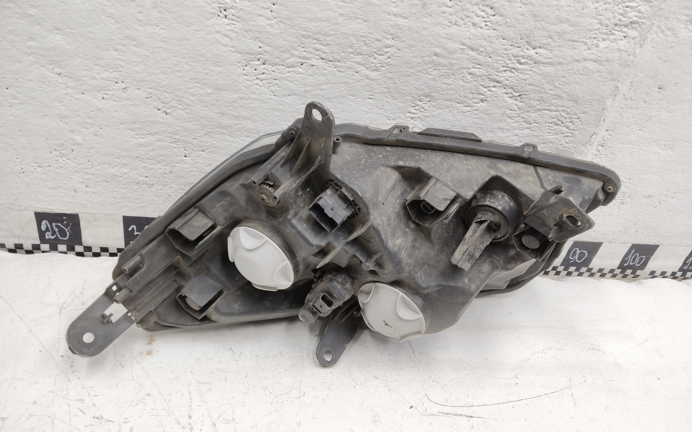 Фара передняя правая Lada XRAY галоген с ДХО