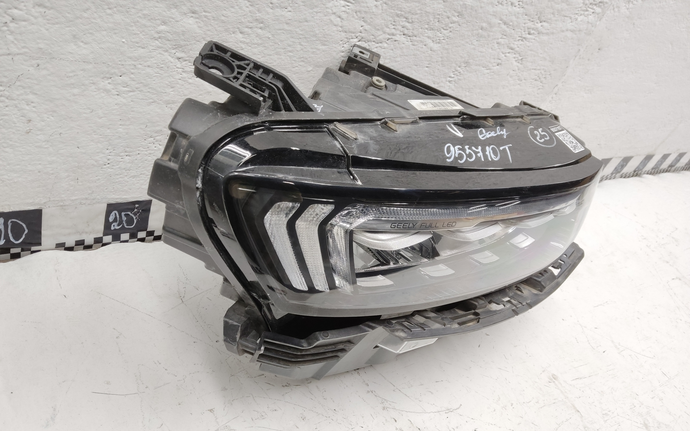 Фара передняя правая Geely Tugella Restail Full LED