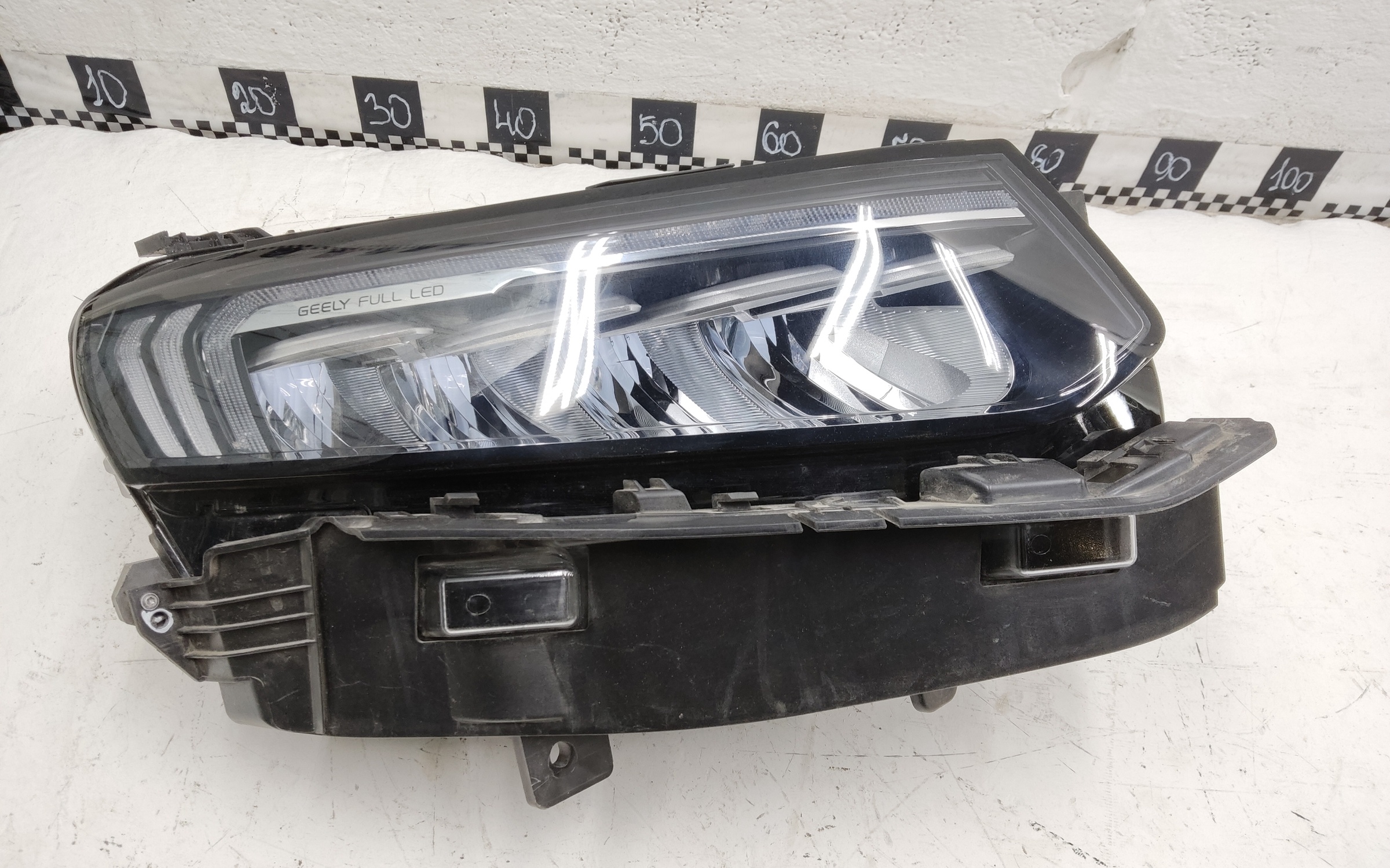 Фара передняя правая Geely Tugella Restail Full LED