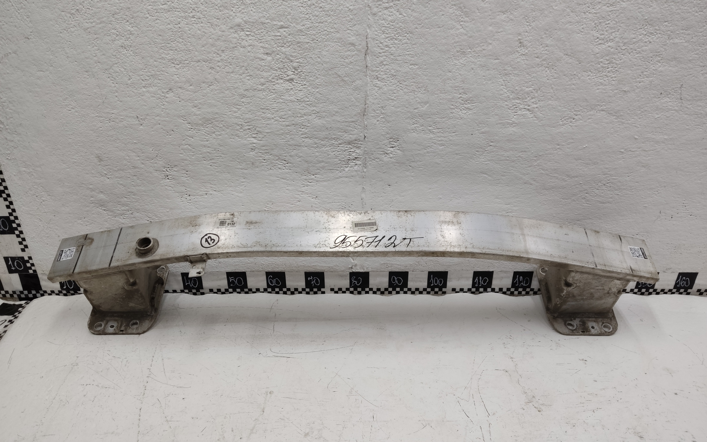 Усилитель переднего бампера Hyundai Santa Fe 4 Restail