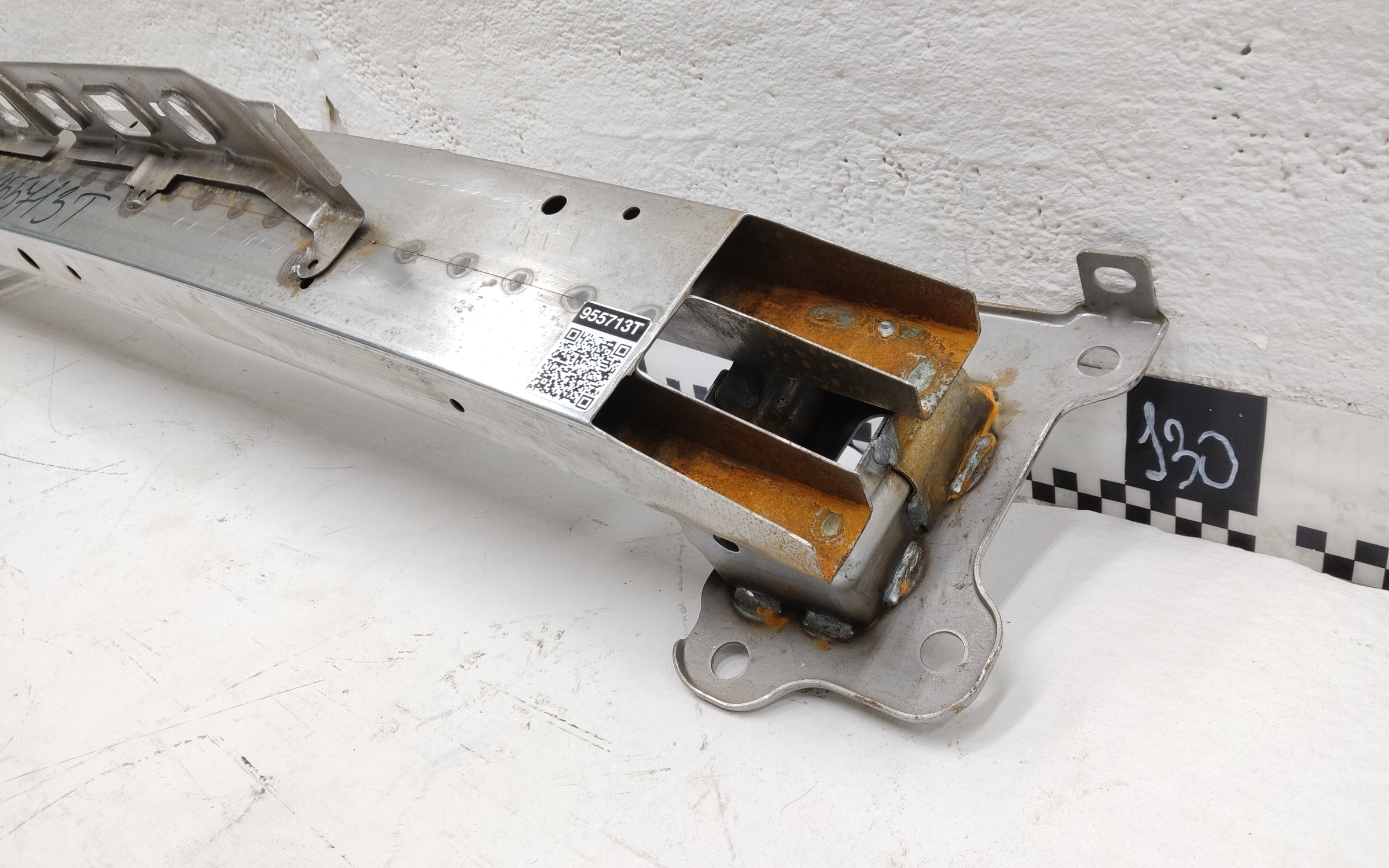 Усилитель переднего бампера Chery Tiggo 4 Pro