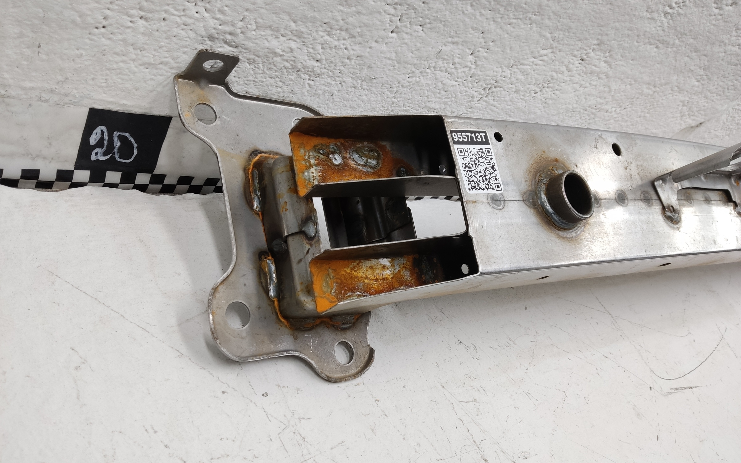 Усилитель переднего бампера Chery Tiggo 4 Pro