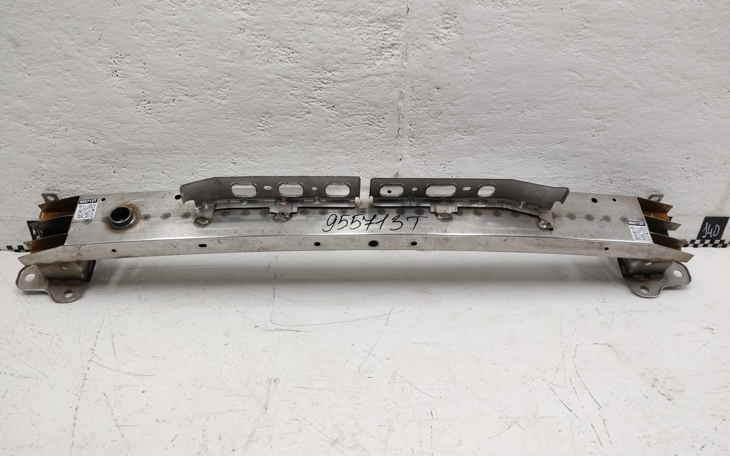 Усилитель переднего бампера Chery Tiggo 4 Pro