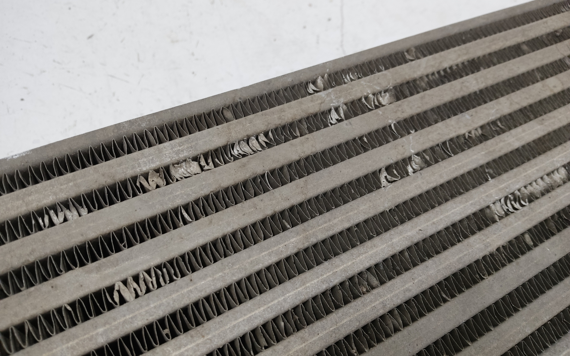 Радиатор турбины " интеркулер " Geely Coolray