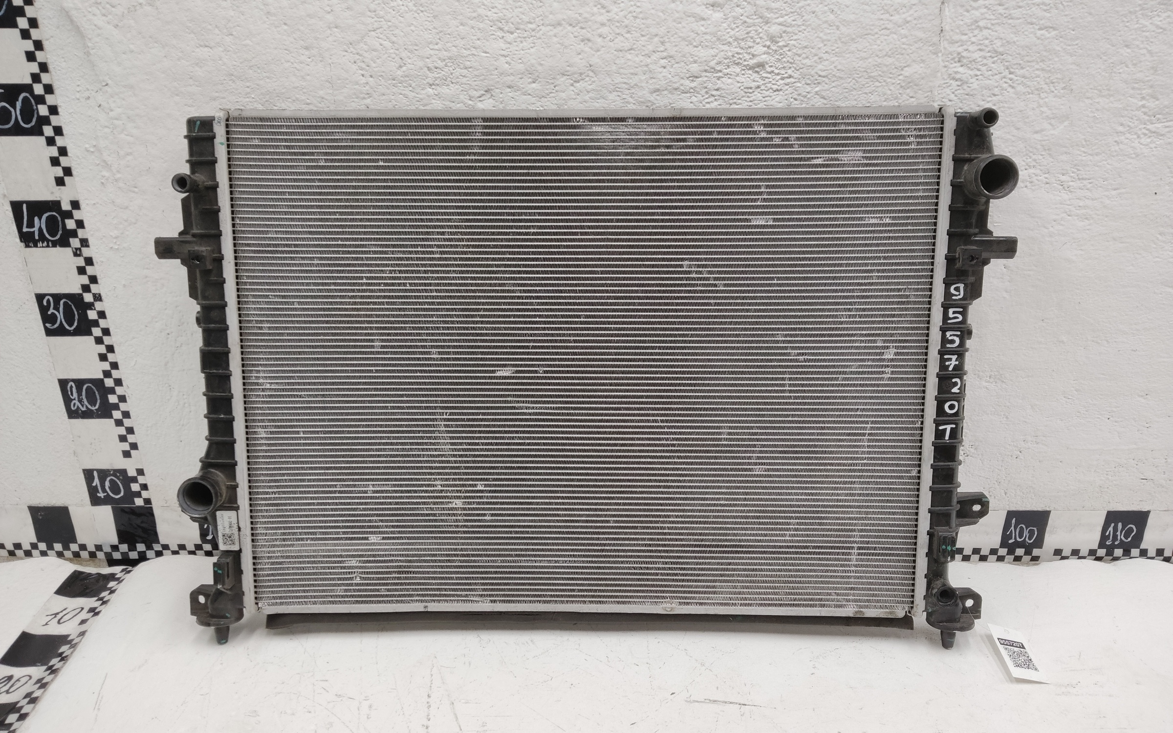 Радиатор охлаждения двигателя Geely Coolray